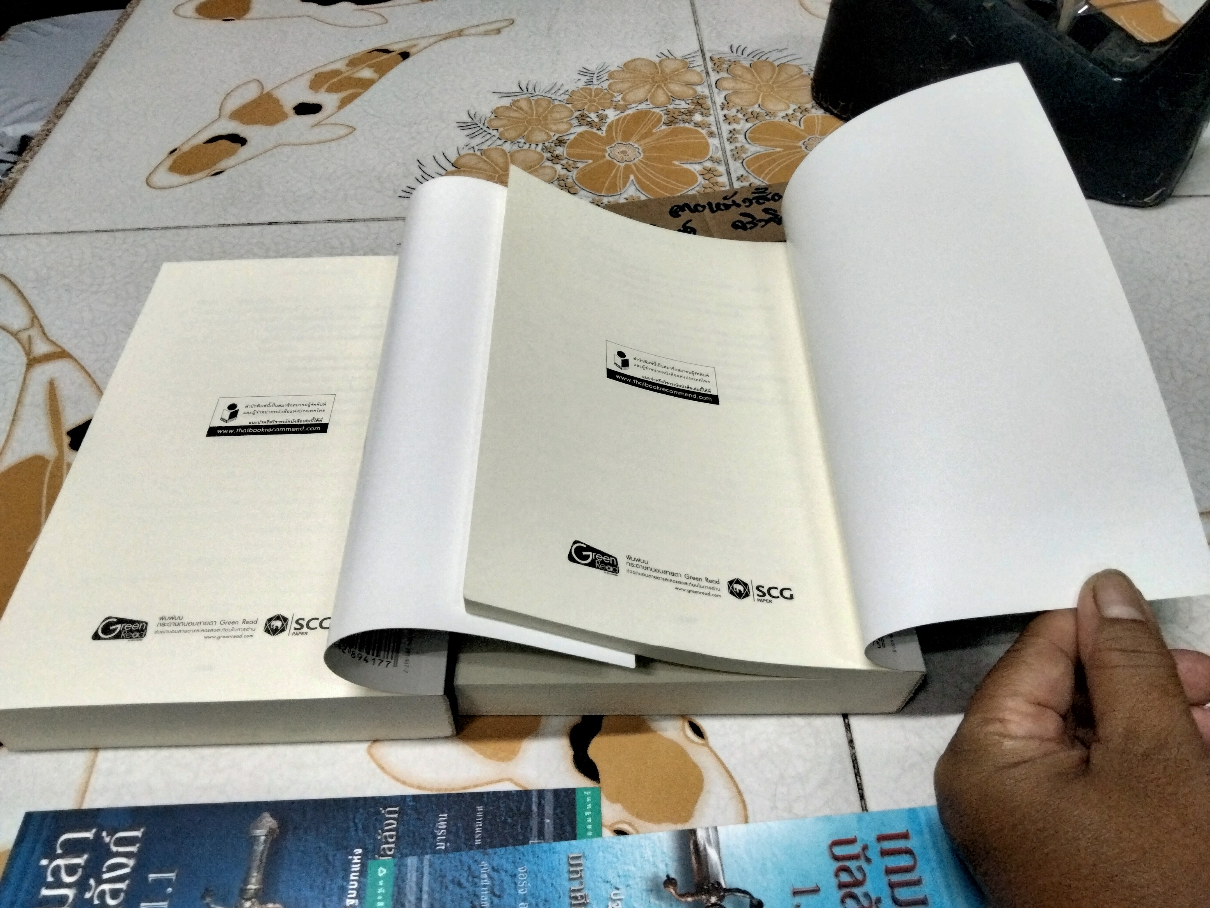 เกมล่าบัลลังก์ 1.1 + 1.2 (มีที่คั่นหนังสือทั้ง 2 เล่ม) A Game of Thrones **สินค้าหมด**