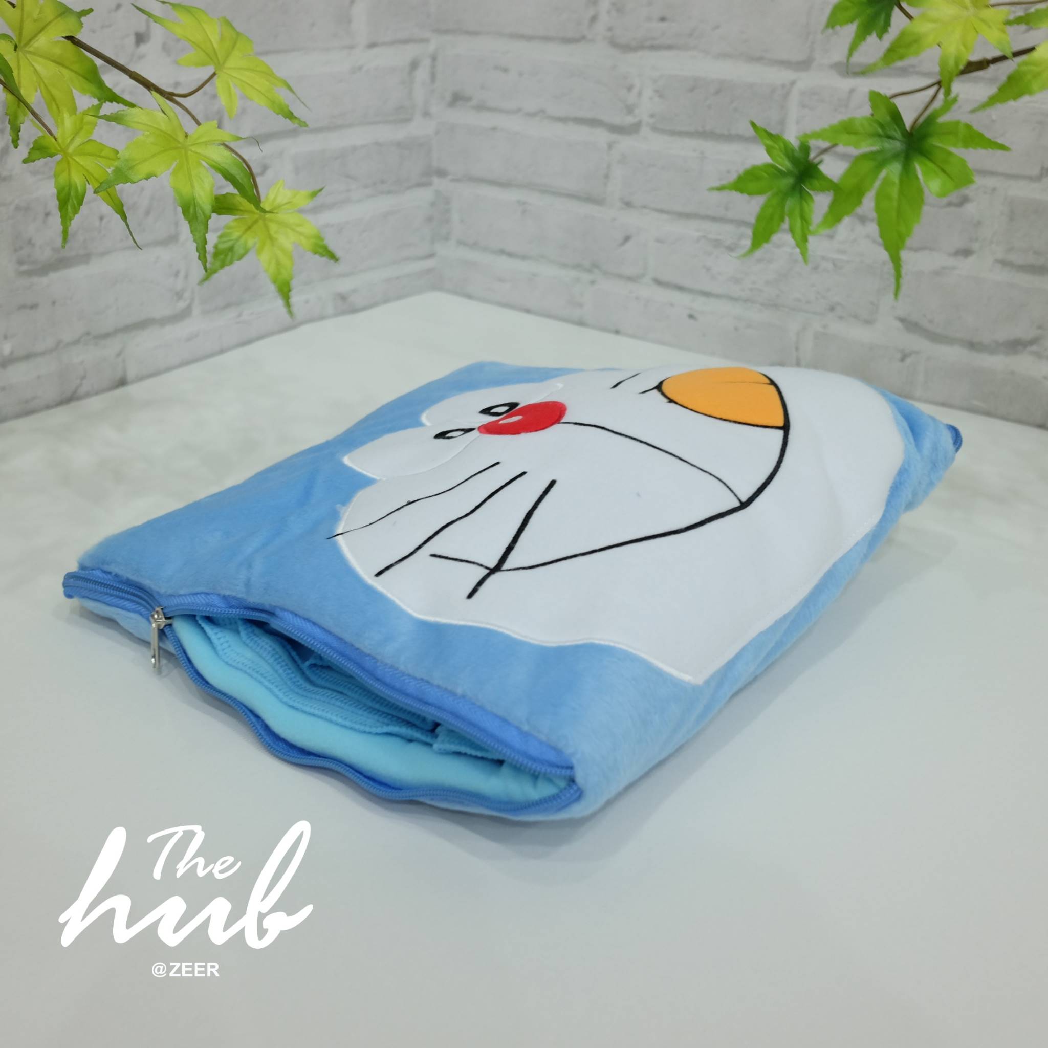 หมอนผ้าห่มโดเรม่อน