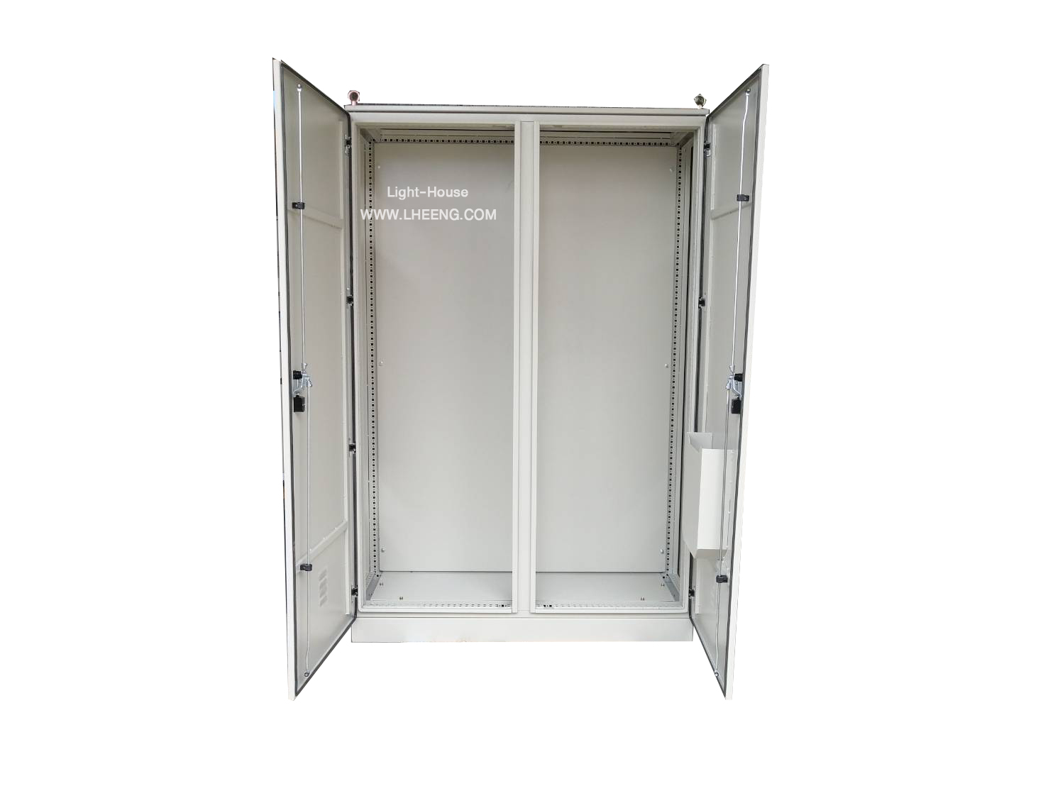 ตู้ตั้งพื้น ภายใน Switchboard สำหรับประกอบ INVERTER DRIVE