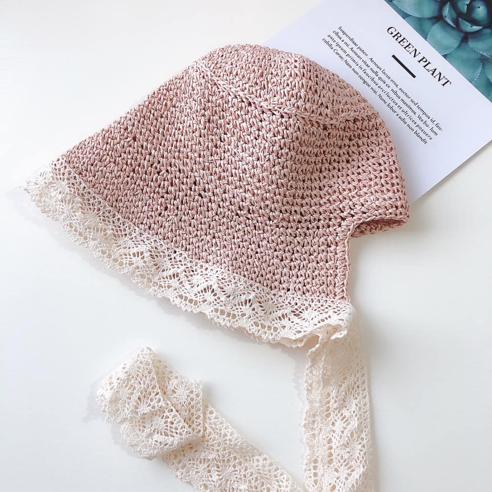 หมวกฟางสาวน้อย