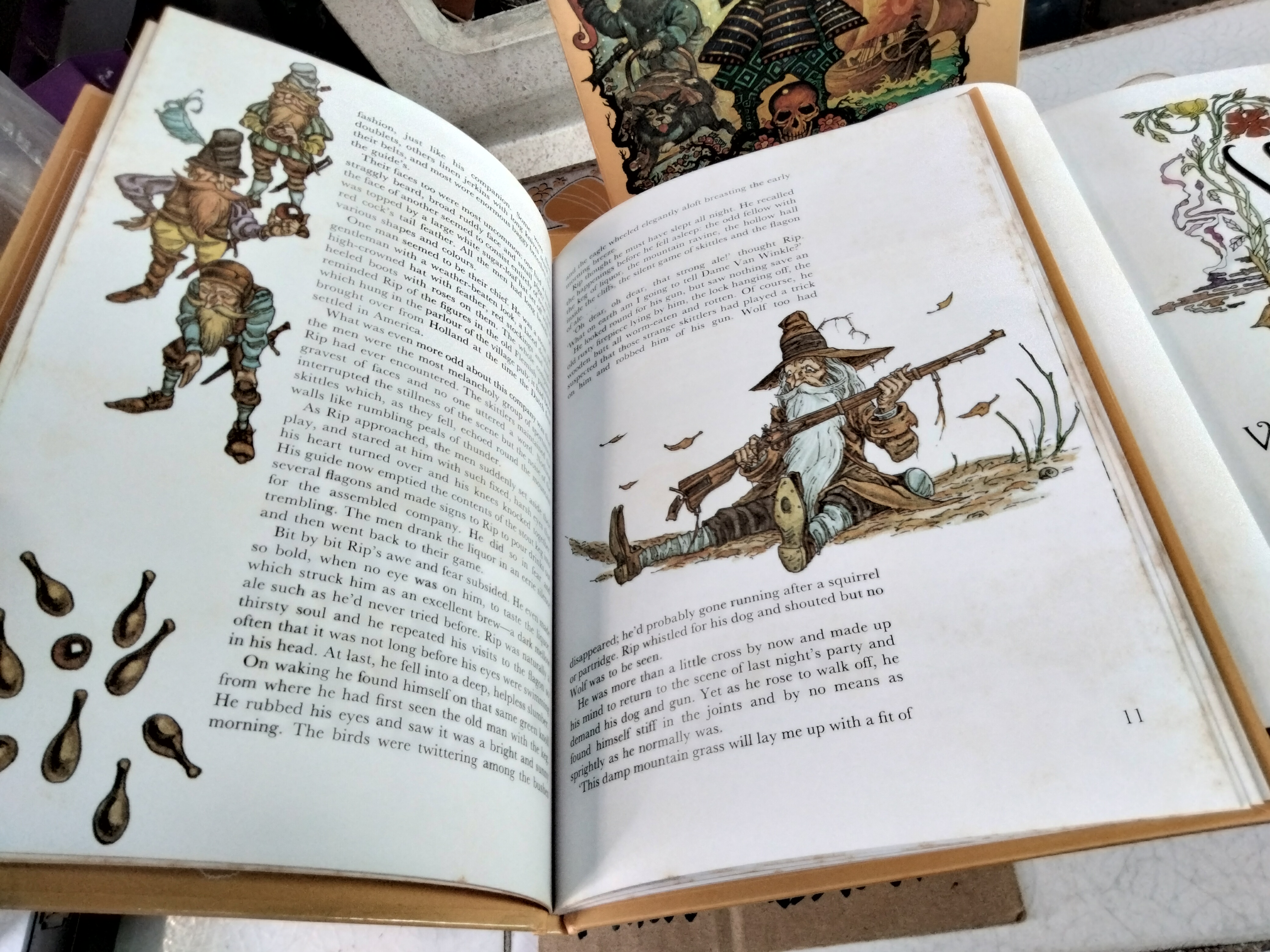 A WORLD OF FOLK TALES (5 เล่ม Box set) by JAMES RIORDAN