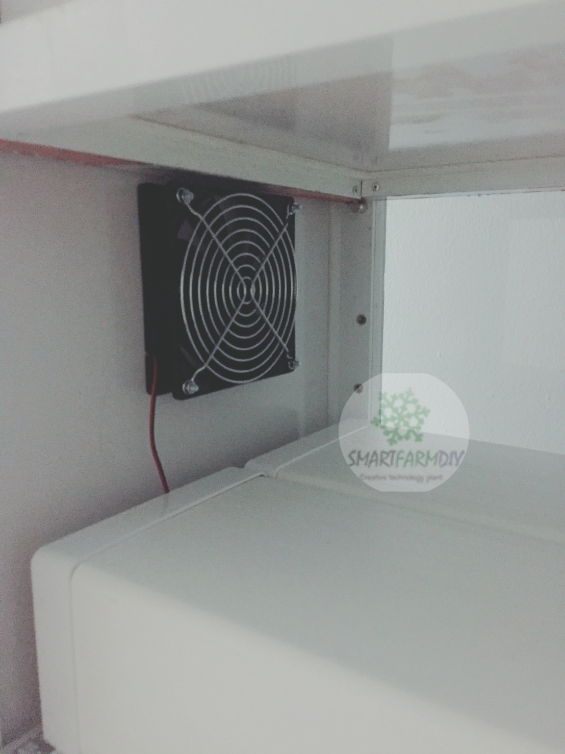 ตู้ปลูกผักอัจฉริยะ substate grow