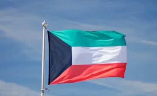 ธงชาติรัฐคูเวต (ธงราวคูเวต) علم دولة الكويت The State of Kuwait Flag Kuwait String Hanging Flag Small Flag Decoration Small Flagุ ธงชาติประเทศคูเวต สำหรับประดับตกแต่งในงาน ตกแต่งสถานที่ ราคาถูก