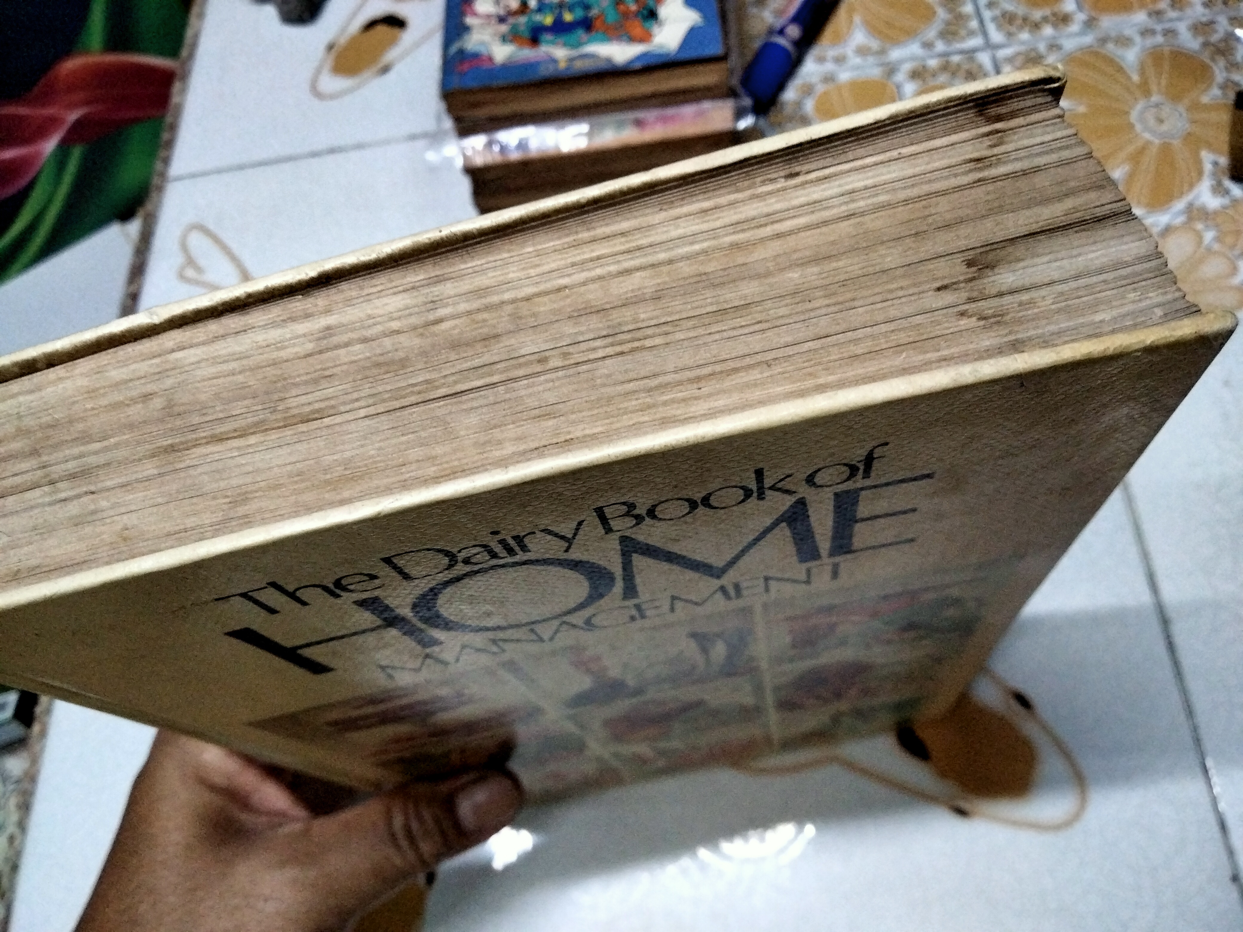 The Daiary Book of Home Management (hard cover) พิมพ์ 1980