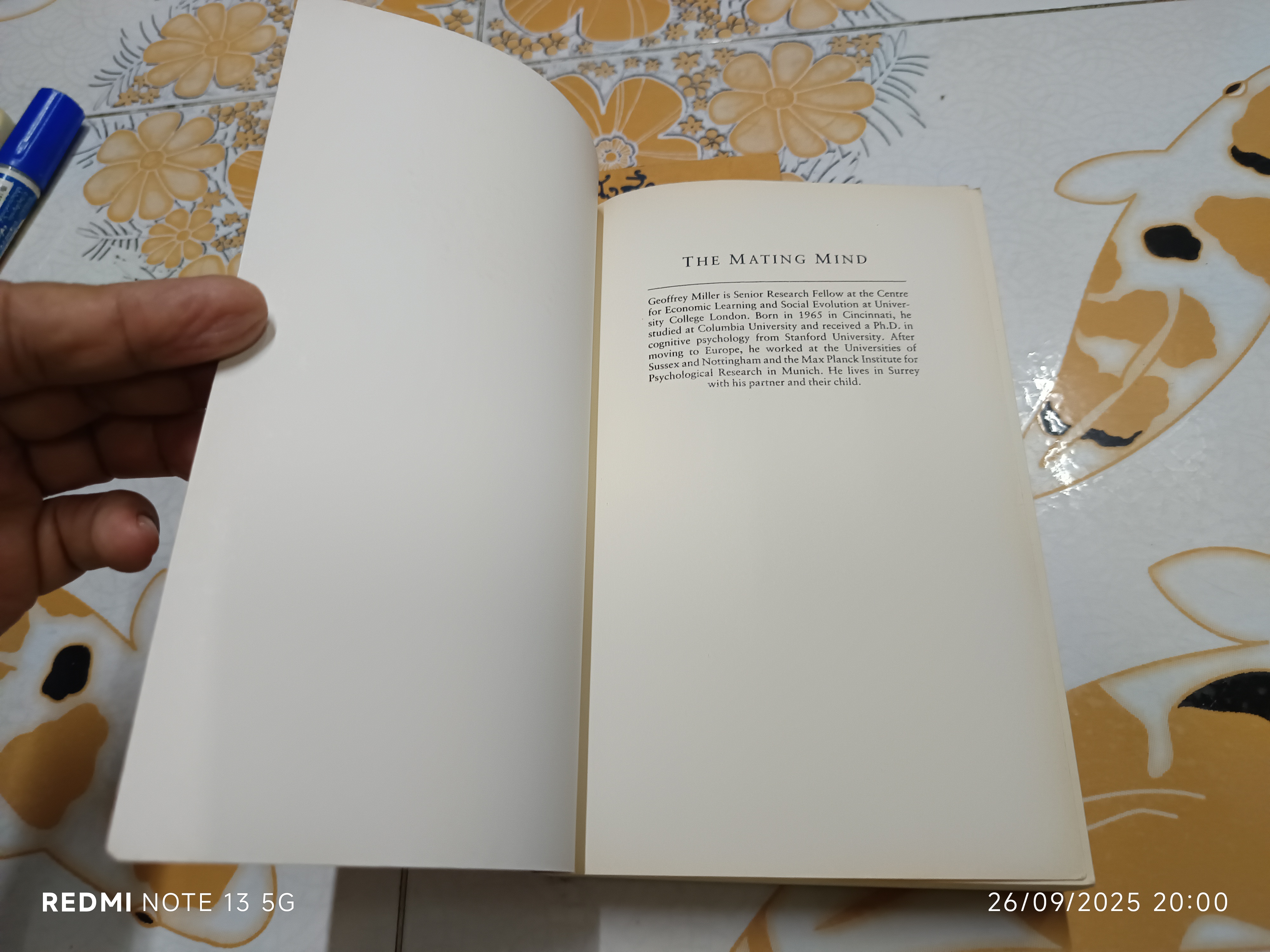 The Mating Mind : How Sexual Choice Shaped the Evolution of Human Nature by Geoffrey Miller , 2001