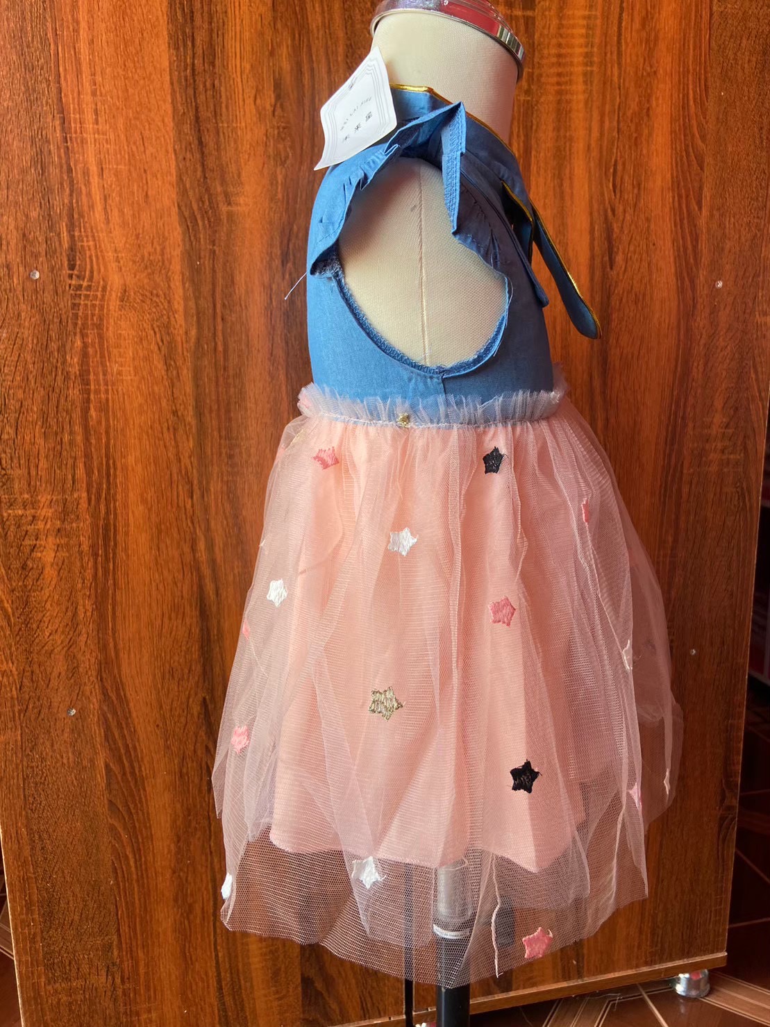 ชุดเด็กหญิง2เดือนถึง4ขวบ เสื้อยีนส์กระโปรงฟรุ้งฟริ้ง