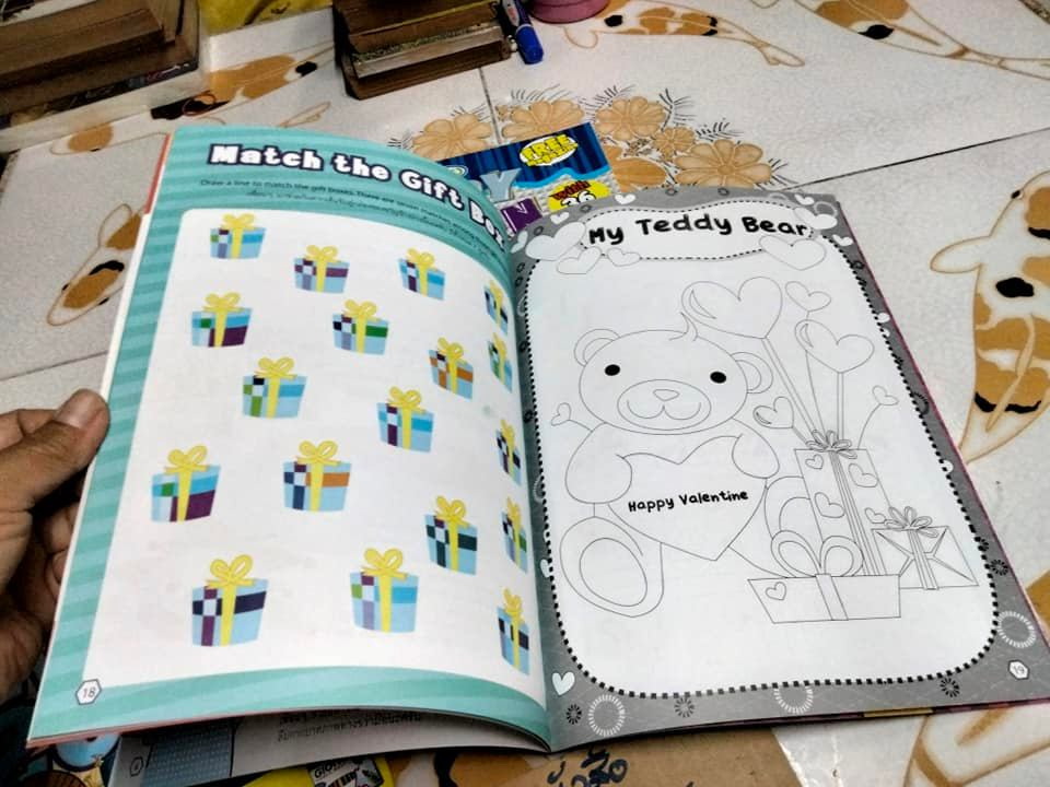 PLAY AND LEARN นิตยสารเสริมทักษะ 2 ภาษาสำหรับเด็กวัย 3-9 ปี (จำนวน 9 เล่ม Jan- Oct, 2010 - ขาด August) **สินค้าหมด**