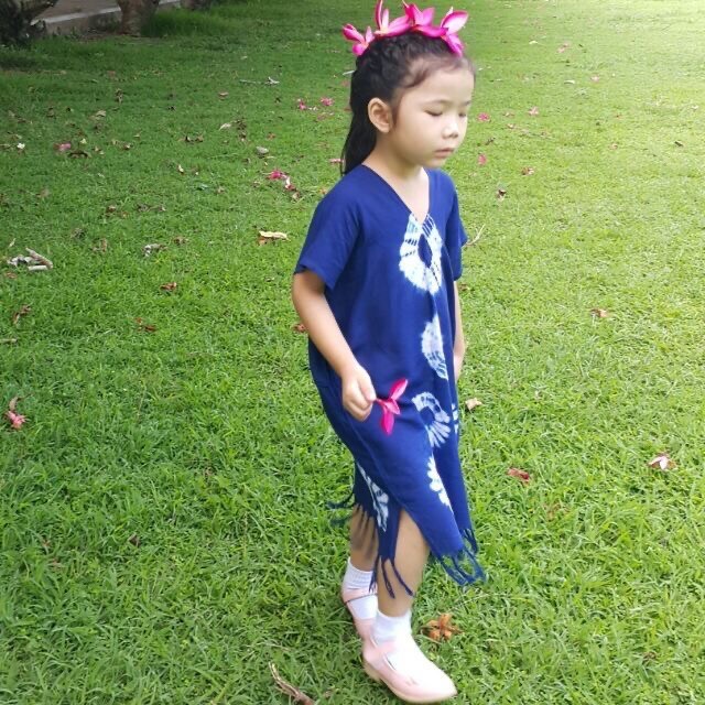 เดรสเด็กมัดย้อม