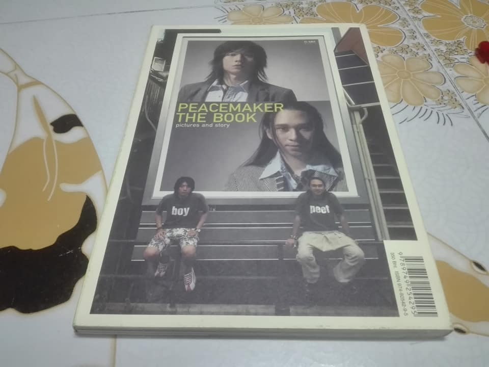 PEACEMAKER THE BOOK - pictures and story ของบอยและพีท **สินค้าหมด**
