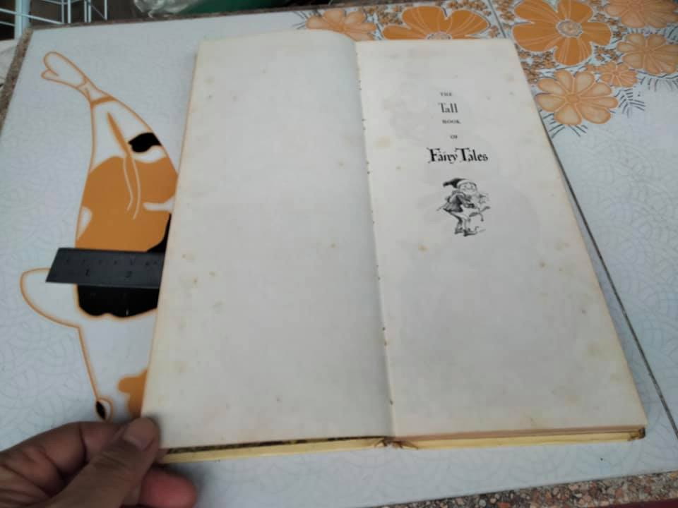 The Tall Book of Fairy Tales , Retold by Eleanor Graham Vance, Pictures by William Sharp **สินค้าหมด**