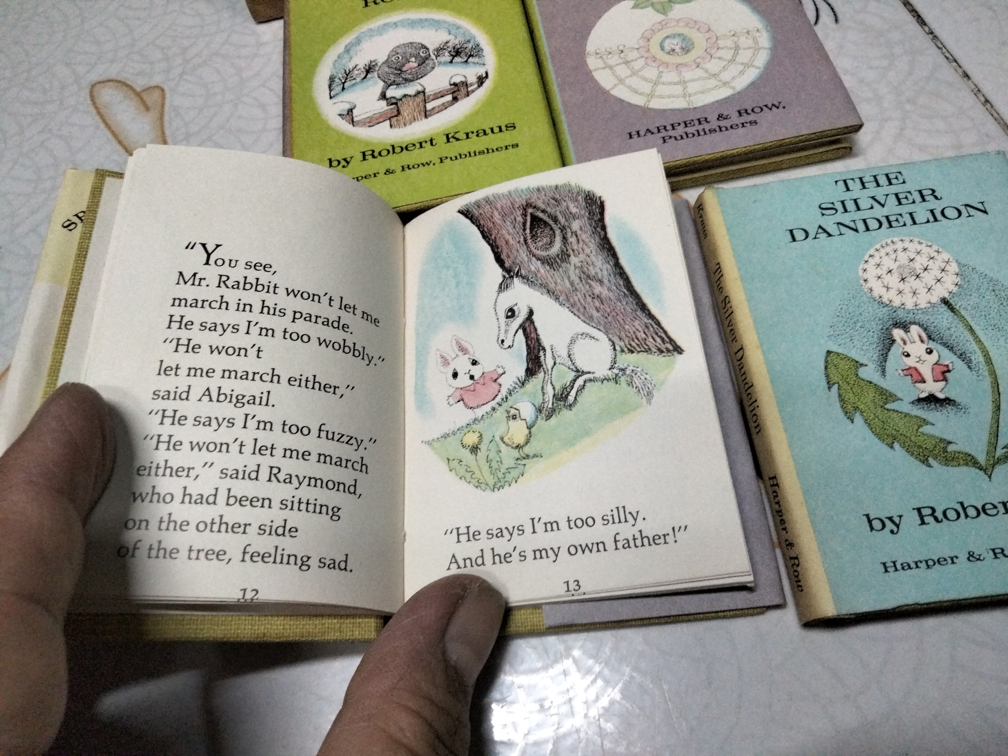 The Bunny's Nutshell Library โดย Robert Kraus (Box set 4 เล่ม) - พิมพ์ปี 1965 Harper & Row, Publishers