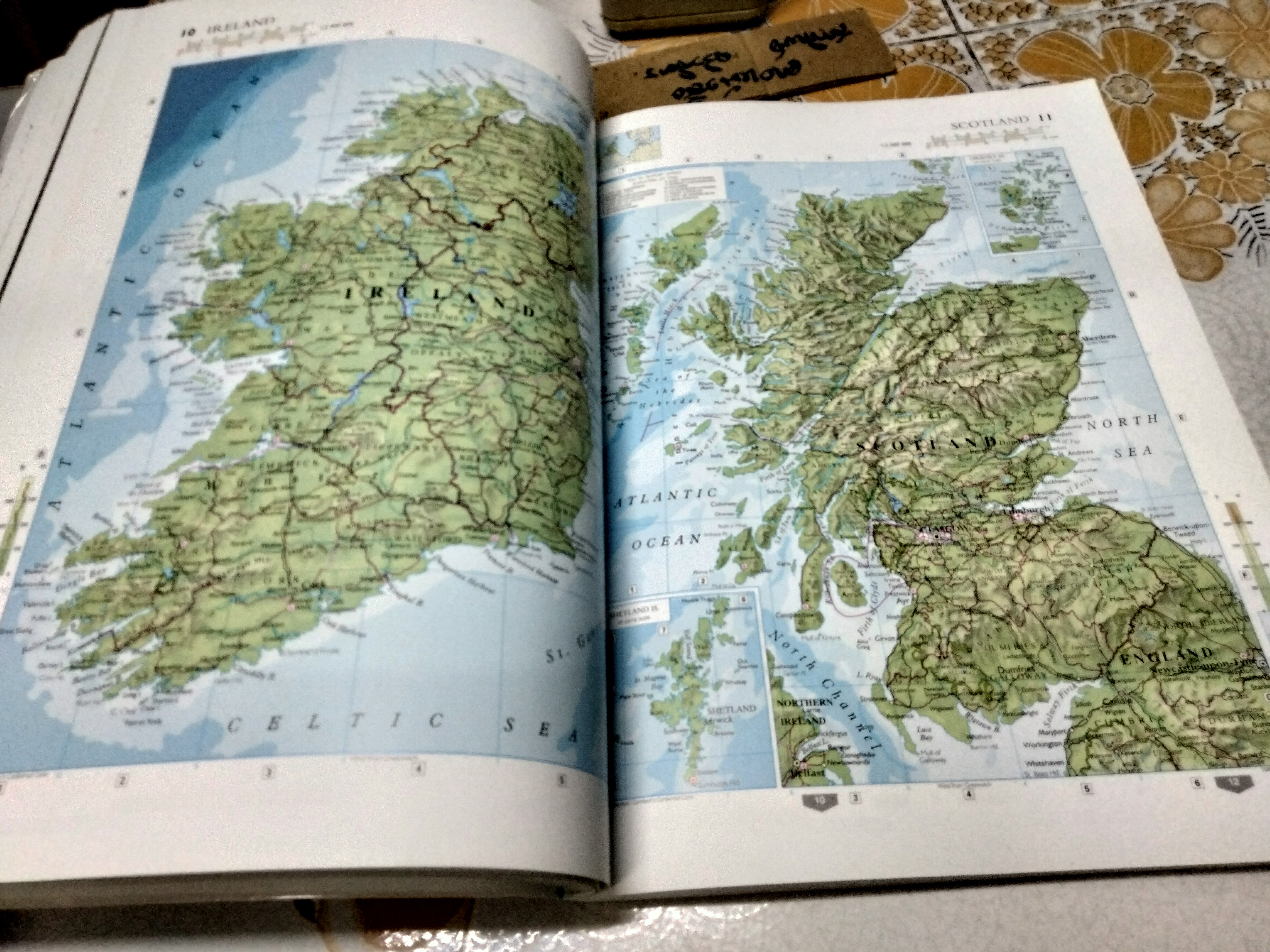 World Atlas - In an association with the royal geographical society, Philip 's Family 2010