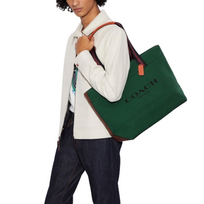 Coach® Tote Bag 38 Canvas Clblk, JI/Kelly Green Dark Saddle กระเป๋าโค้ช กระเป๋าสะพายข้างใบใหญ่ ผ้าแคนวาส