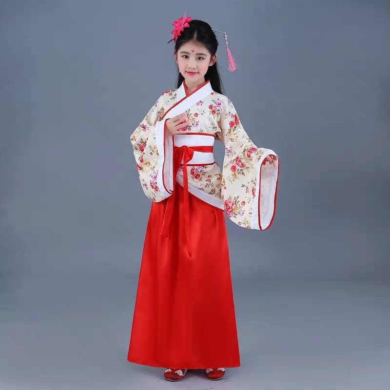 ชุดหญิงจีนโบราณ แต่งลายดอก