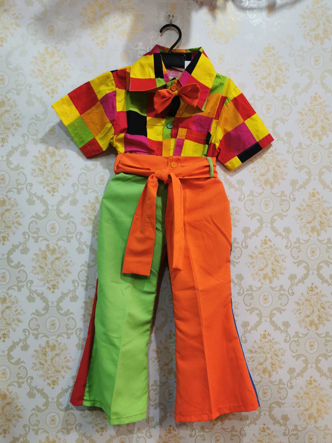 ชุดเด็กชายไทยย้อนยุค ลายตารางสีสดใส