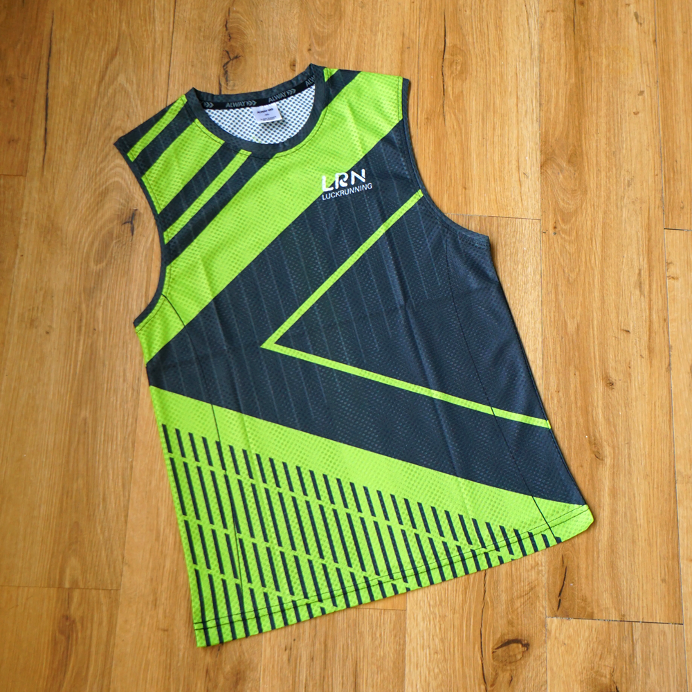 เสื้อวิ่งแขนสั้น แขนกุด เสื้อกล้าม (ชญ) ผ้า AirFlow ของแท้ มีรูระบายอากาศทั้งตัว น้ำหนักเบา ใส่สบายและไม่อมเหงื่อ (S21)