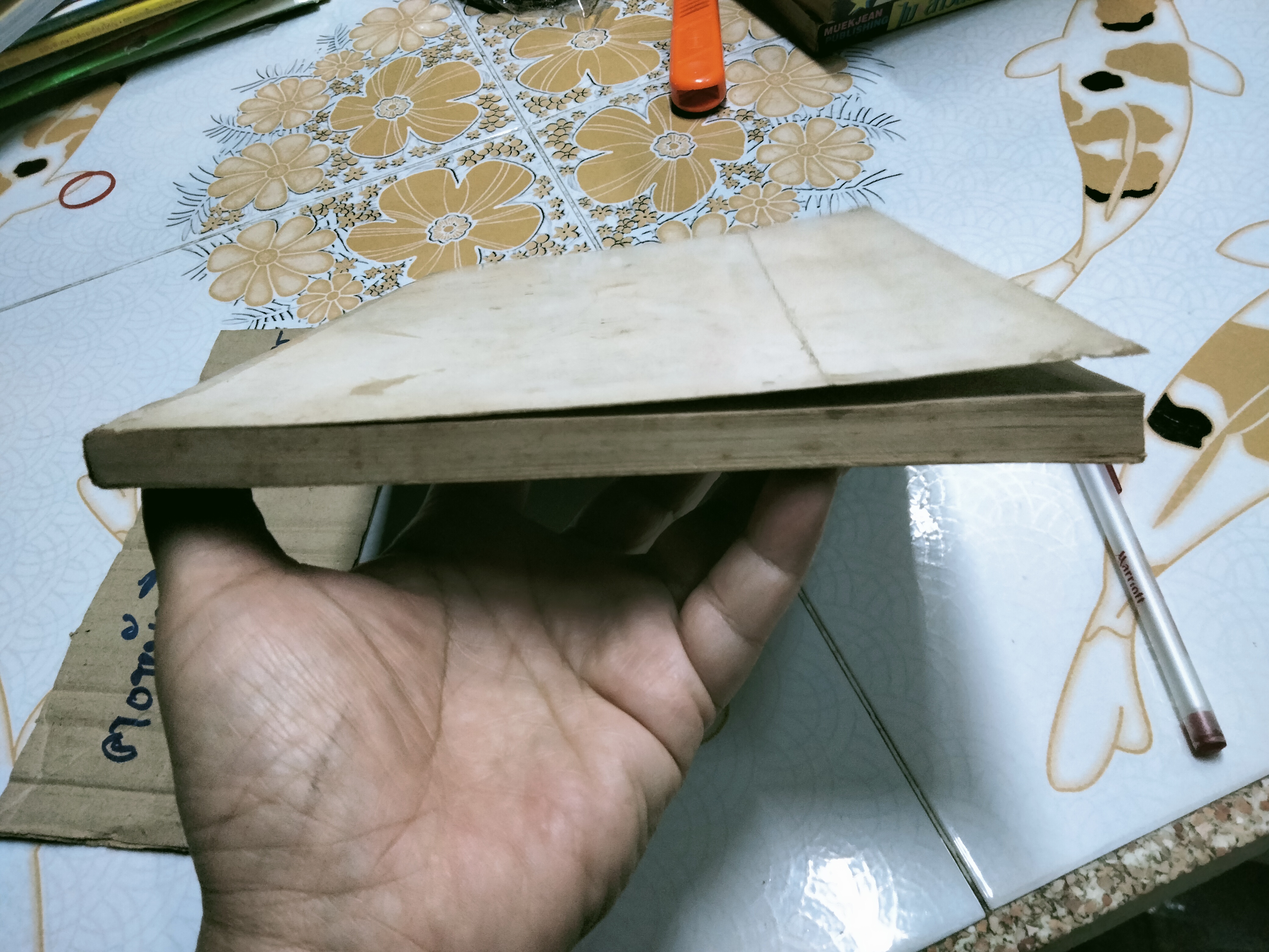 ประวัติศาสตร์และแบบอย่างศิลป โดย ศาสตราจารย์ ศิลป พีระศรี - เขียน ยิ้มศิริ แปล **สินค้าหมด**