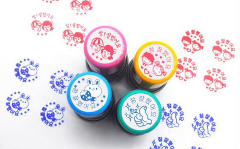 [สื่อการสอนภาษาเกาหลี] ตราประทับการ์ตูนภาษาเกาหลี 한국 만화 우표로 학생들에게 보상을 주다