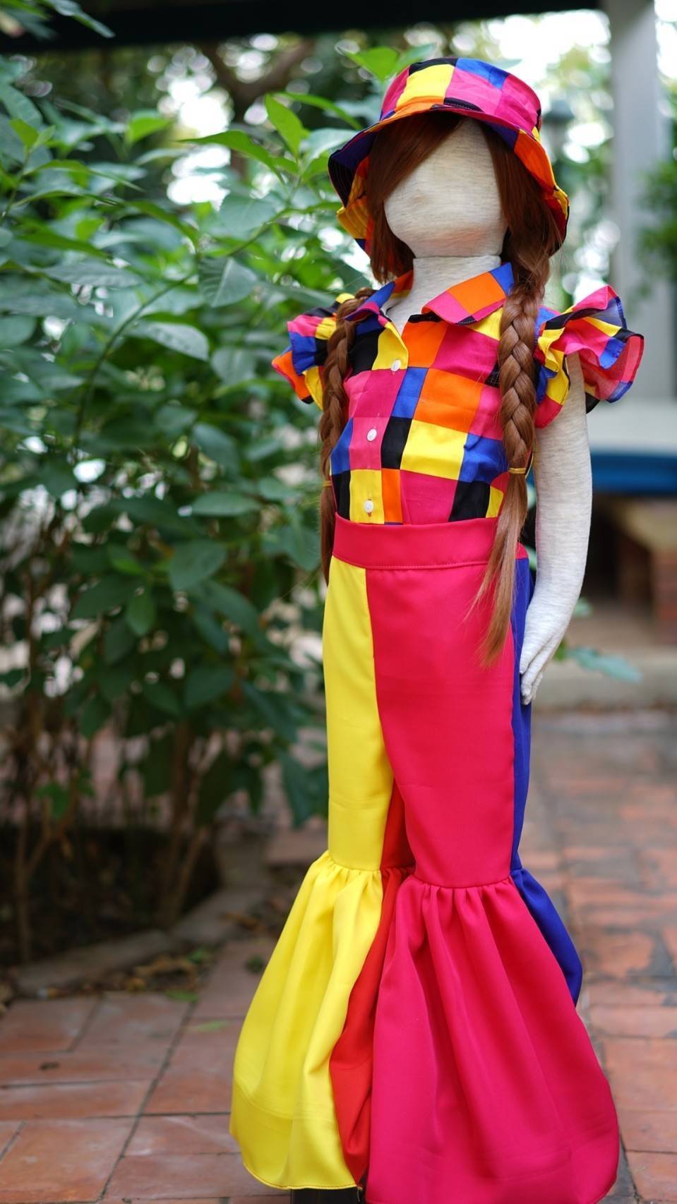 ชุดเด็กชายหญิง ไทยย้อนยุคสีสันสดใส