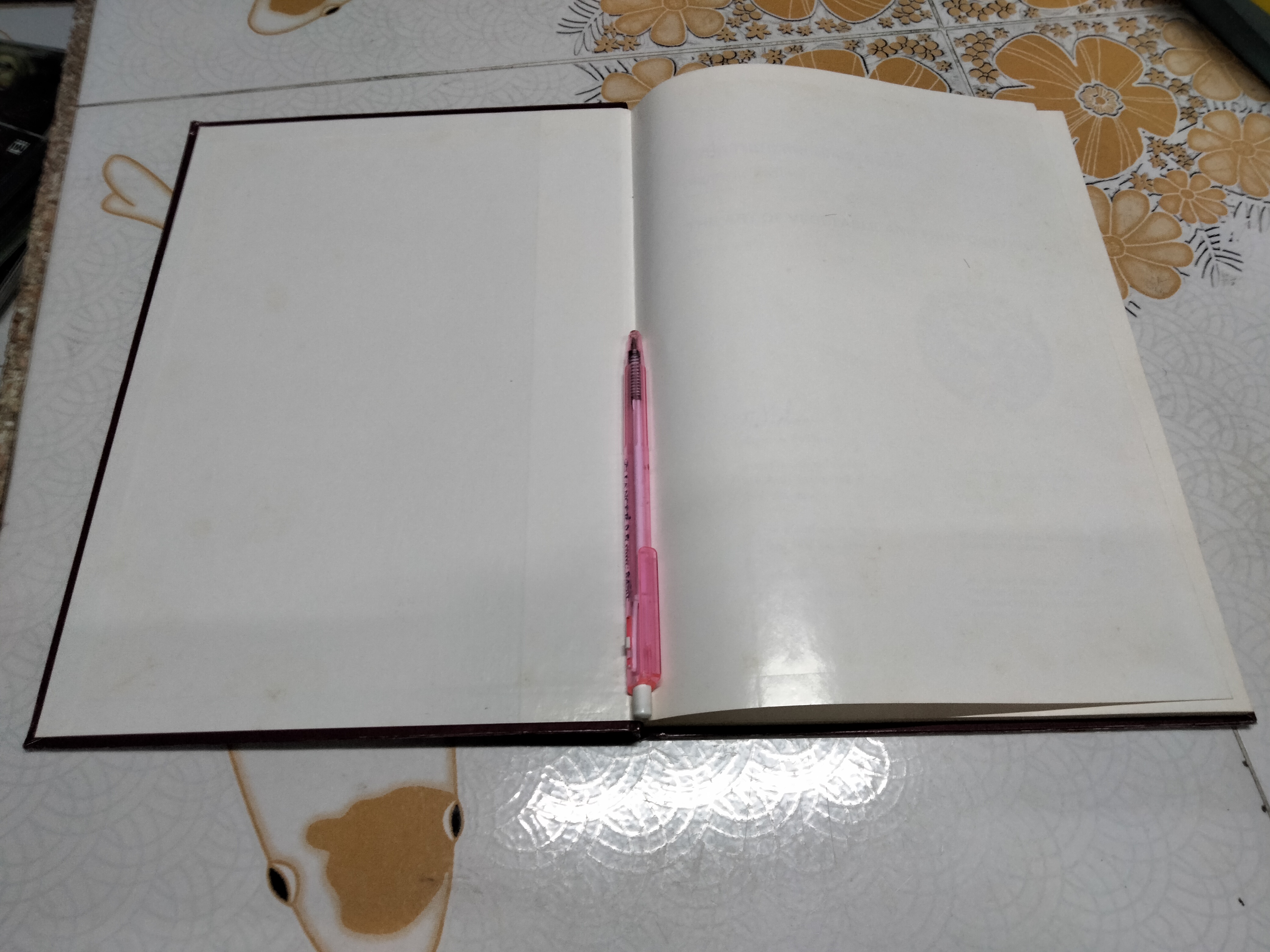 ศิลปการแกะสลักผักและผลไม้ - อ เพ็ญพรรณ สิทธิไตรย์ THE ART OF VEGETABLE AND FRUIT CARVING BY PENPAN SITTITRAI **สินค้าหมด**