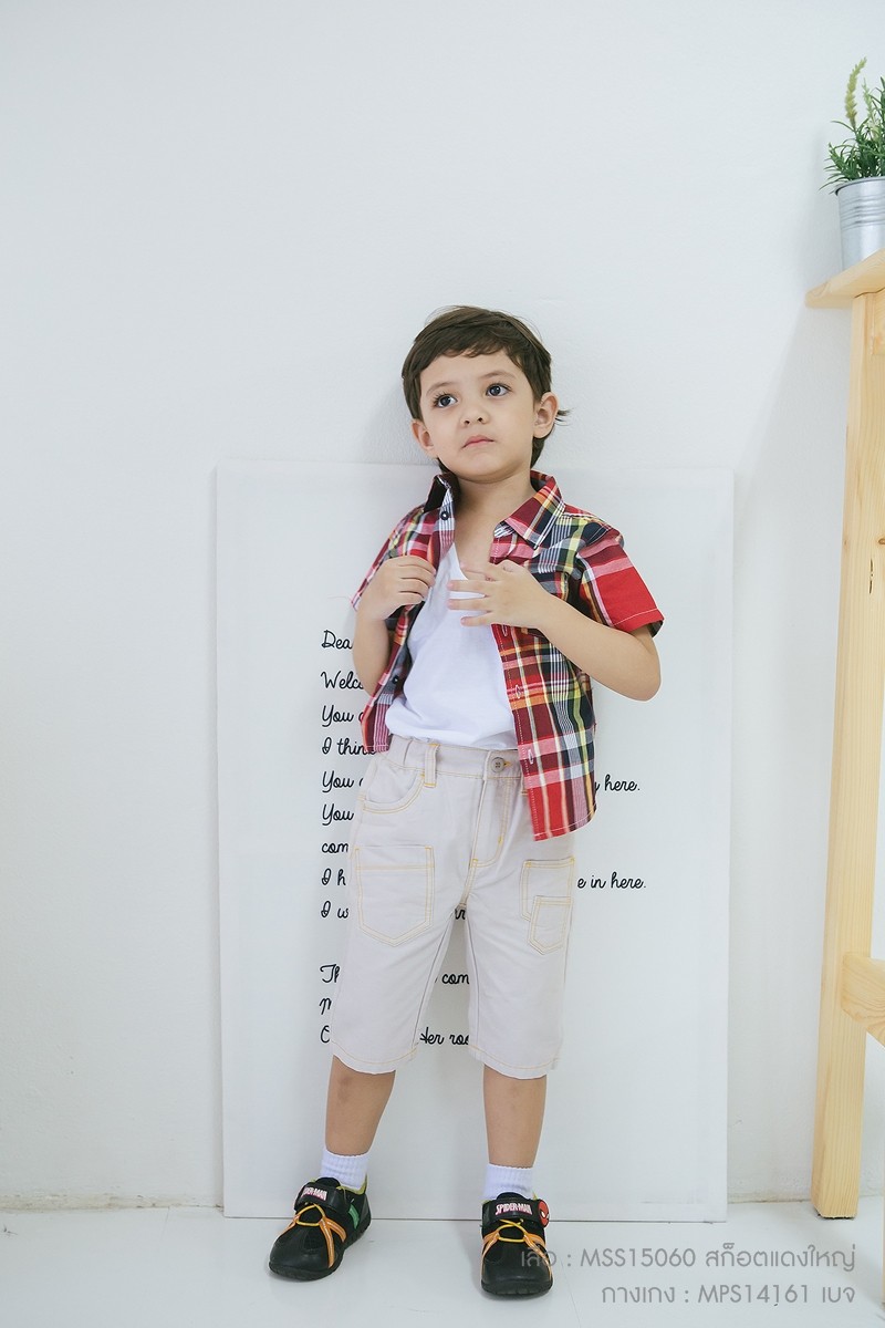เสื้อลายสก็อตแดงใหญ่ เด็ก 1 ถึง 4 ขวบ