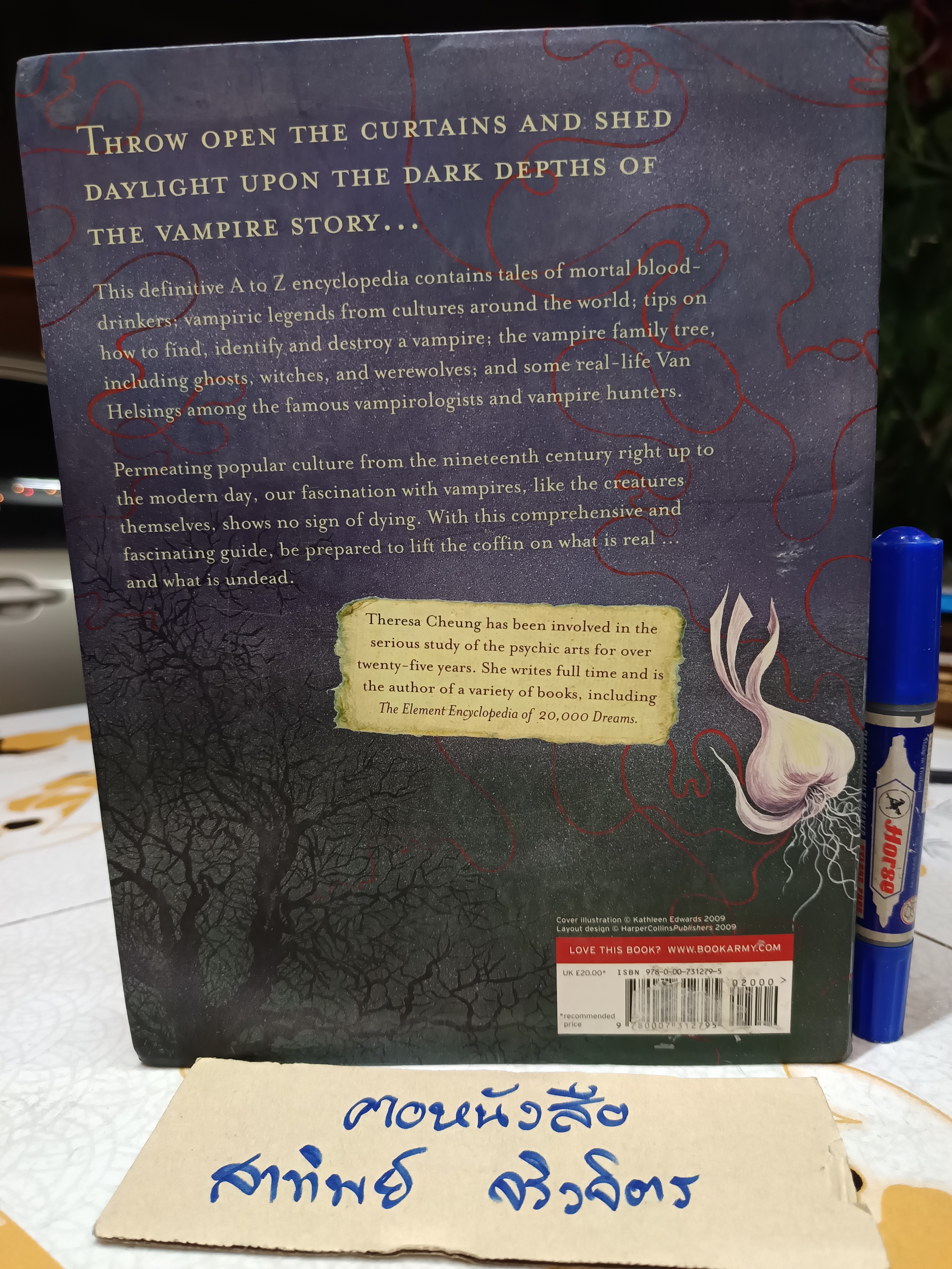 The Element Encyclopedia of Vampires. An A-Z of the Undead - Theresa Cheung (ฉบับภาษาอังกฤษ)