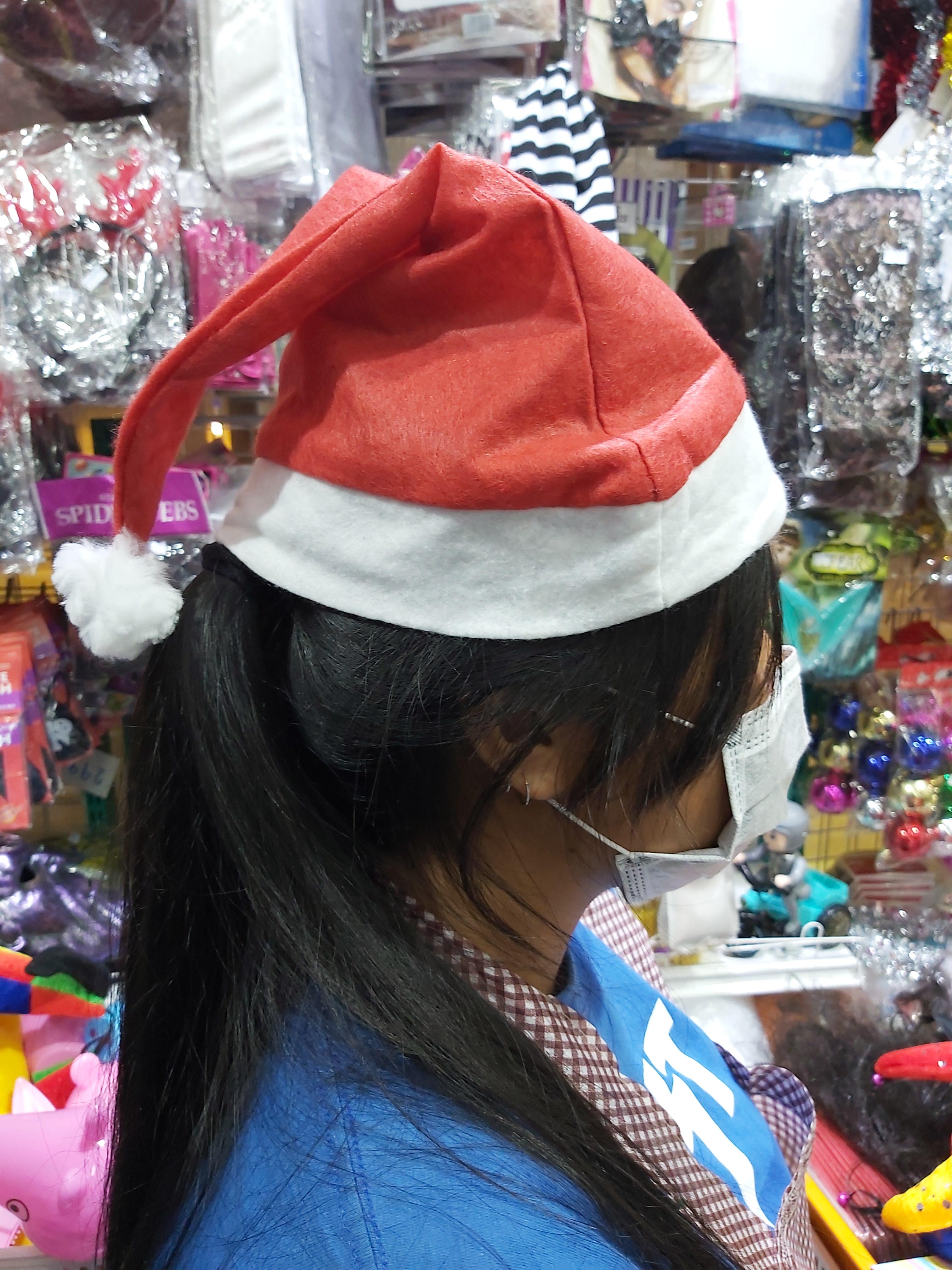 หมวกคริสมาส (10บาท) โหลละ 84 บาท