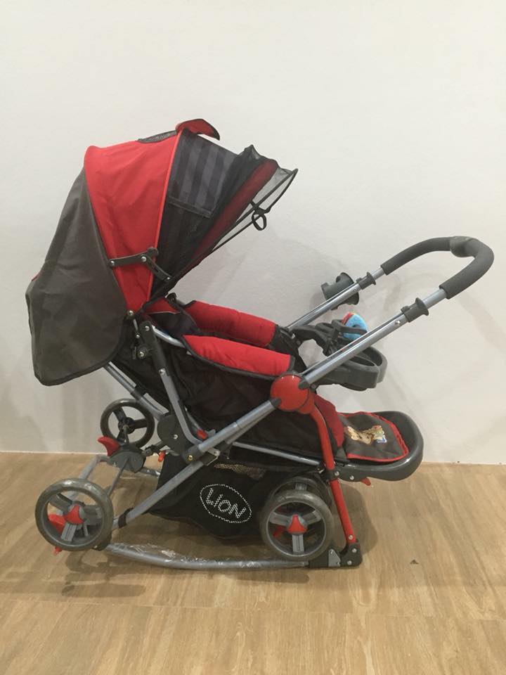 รถเข็นเด็ก ปรับเป็นโยกเยกได้