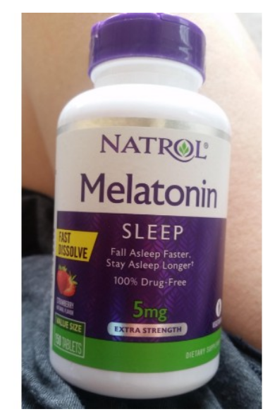 (Pre order) Natrol® Melatonin Fast Dissolve, Extra Strength Fall asleep faster 150 Tablets เมลาโทนิน 5 มิลลิกรัม ชนิด รสสตอเบอรี่