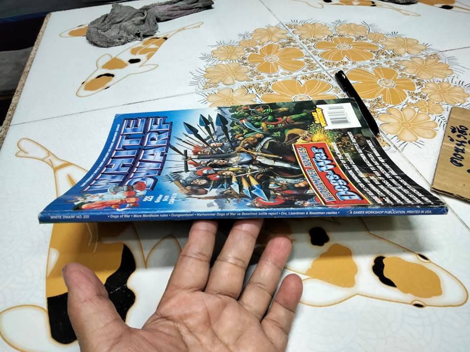 นิตยสาร White Dwarf no.225 October 1998 - Games Workshop Monthly. Warhammer Armies Dogs of War.