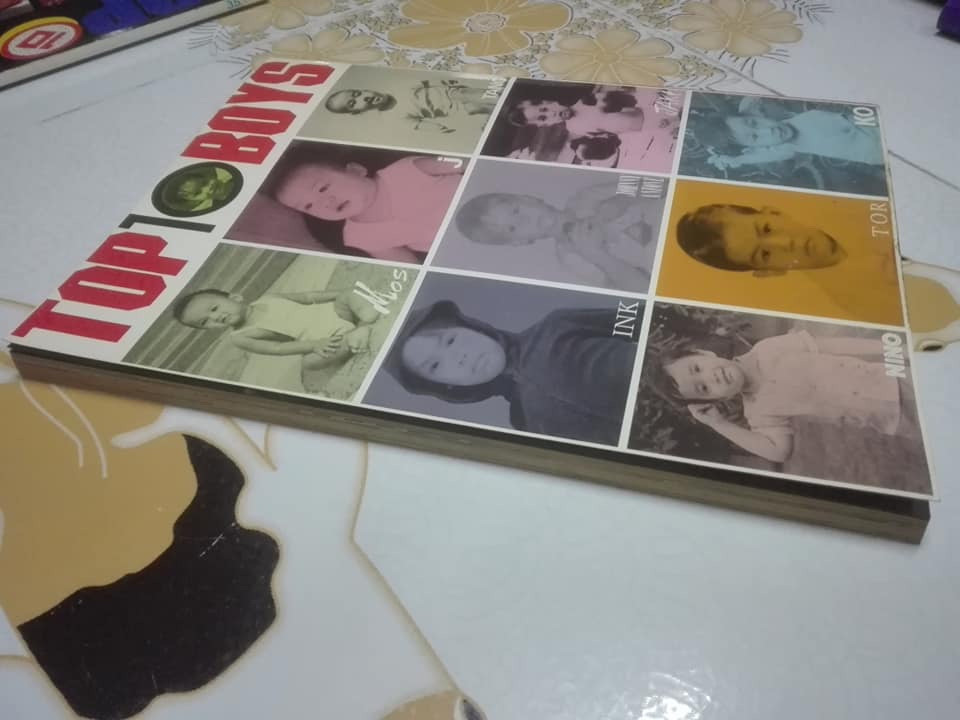 TOP 10 BOYS Vol. 2 " HOT BOYS " - นิตยสาร THE BOY ฉบับพิเศษ **สินค้าหมด**