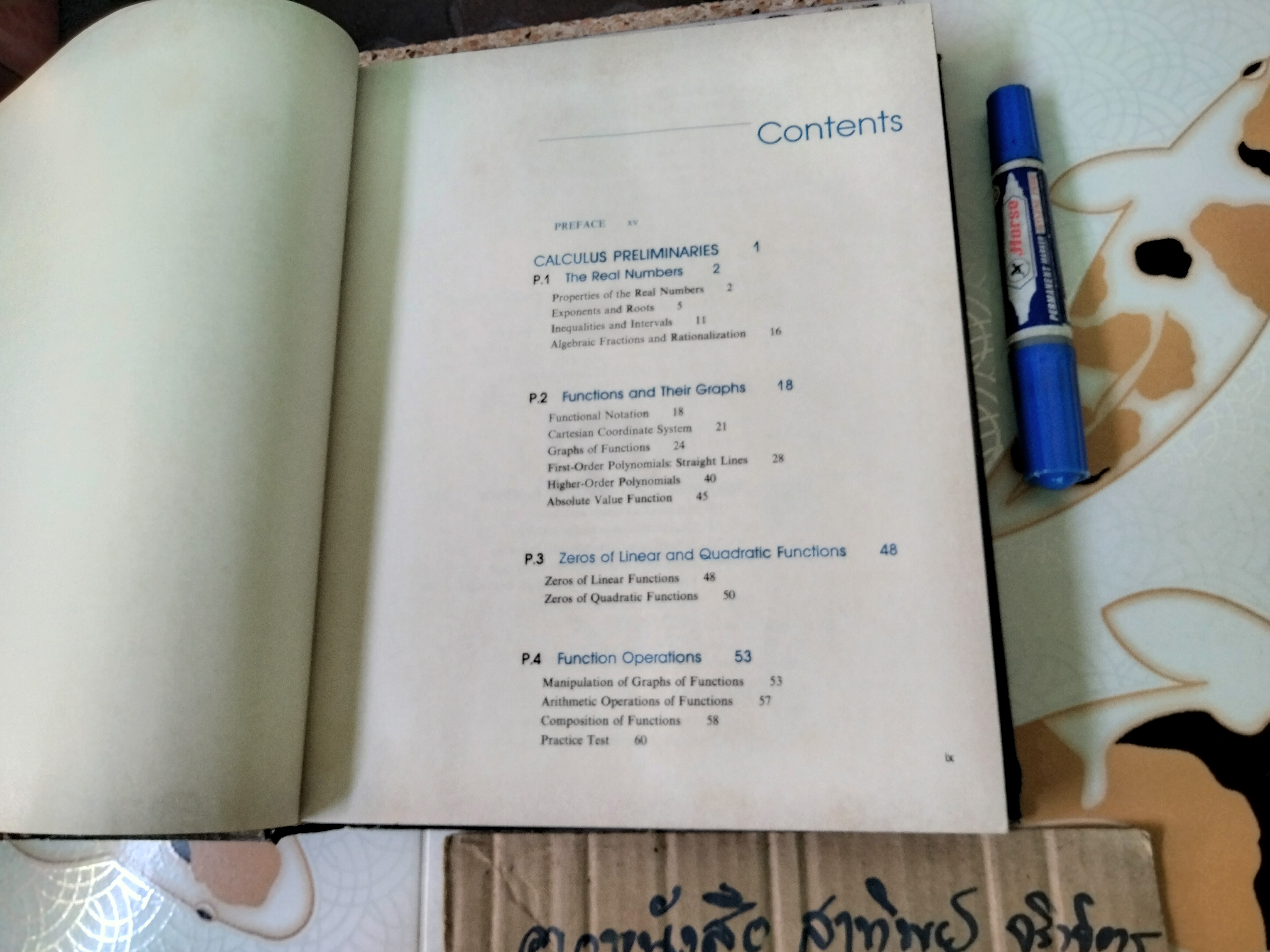 Calculus and Its Applications, Stanley J. Farlow and Gary M. Haggard. (สันหนังสือด้านล่างมีรอยแหว่งเล็กน้อย)