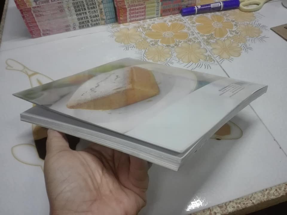 เค้กอย่างง่าย โดย อ.ศรีสมร คงพันธุ์ ( พิมพ์ครั้งที่ 3 ปรับปรุงใหม่) **สินค้าหมด**