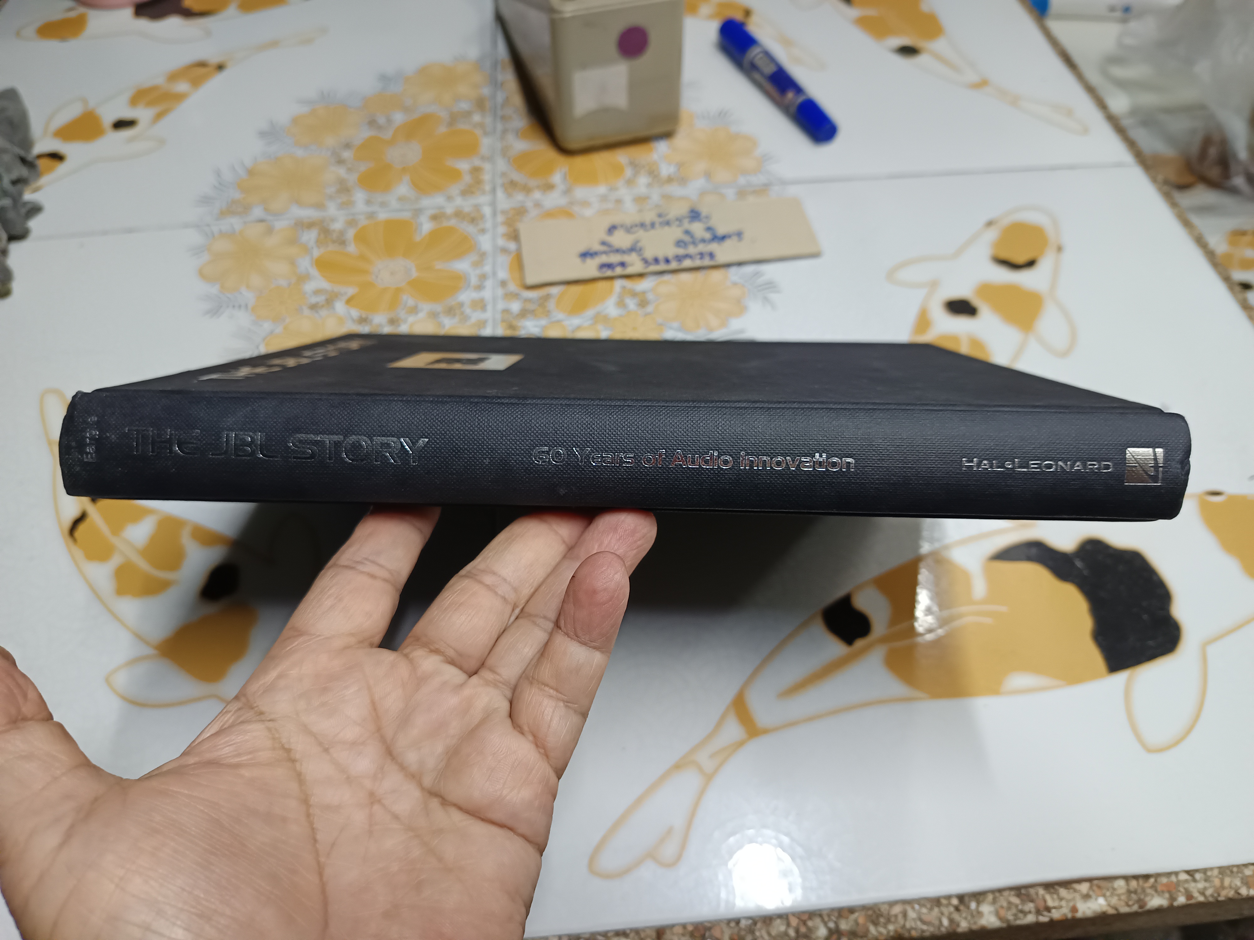 The JBL Story, book 60 𝚈𝚎𝚊𝚛𝚜 𝙾𝚏 𝙰𝚞𝚍𝚒𝚘 𝙸𝚗𝚗𝚘𝚟𝚊𝚝𝚒𝚘𝚗- 𝘉𝘺.𝘑&