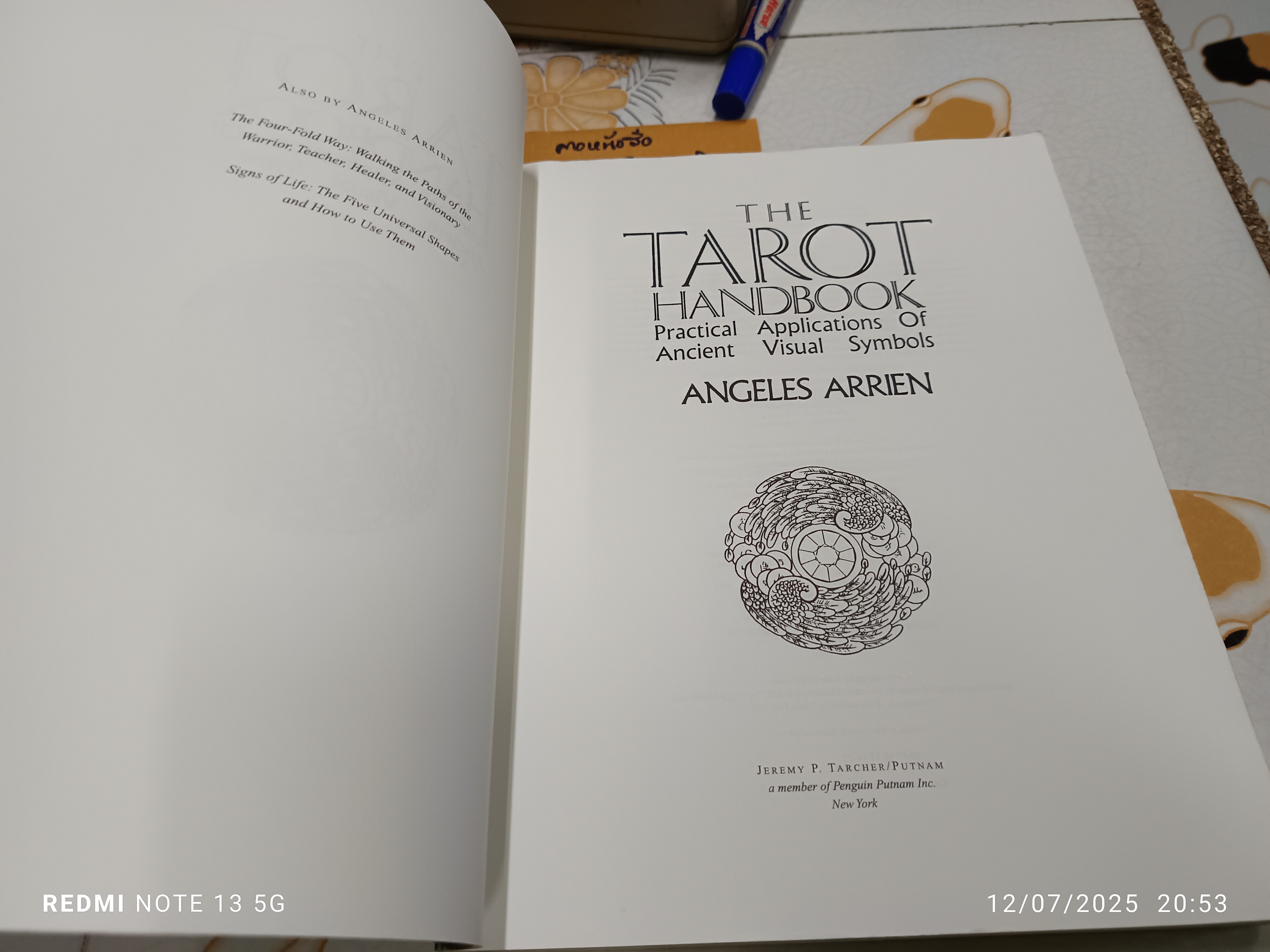 The Tarot Handbook เขียนโดย Angeles Arrien 1997