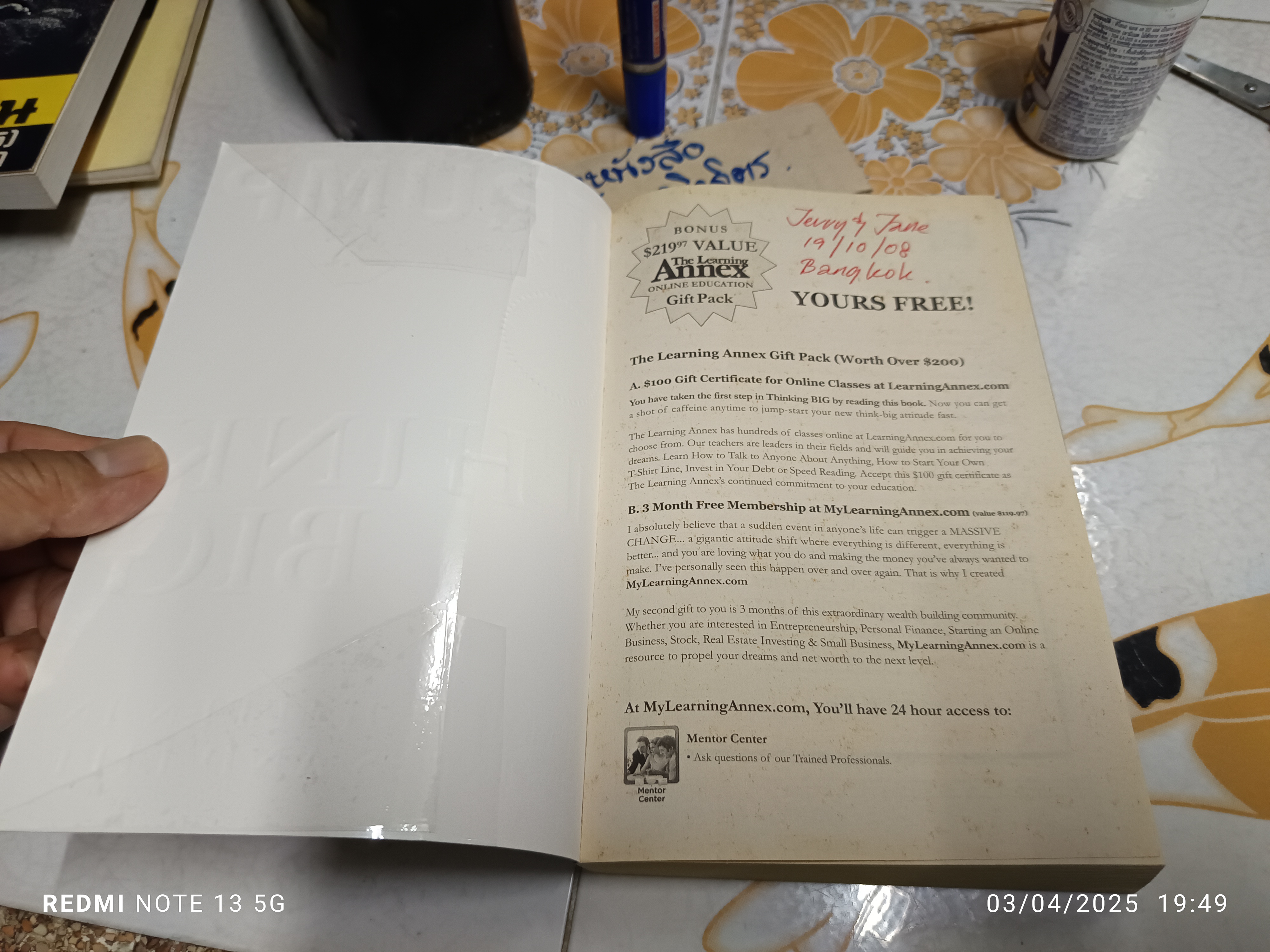 Think Big : Make It Happen in Business and Life HarperCollins Publishers Limited, 2008 / Trump and Bill Zanker