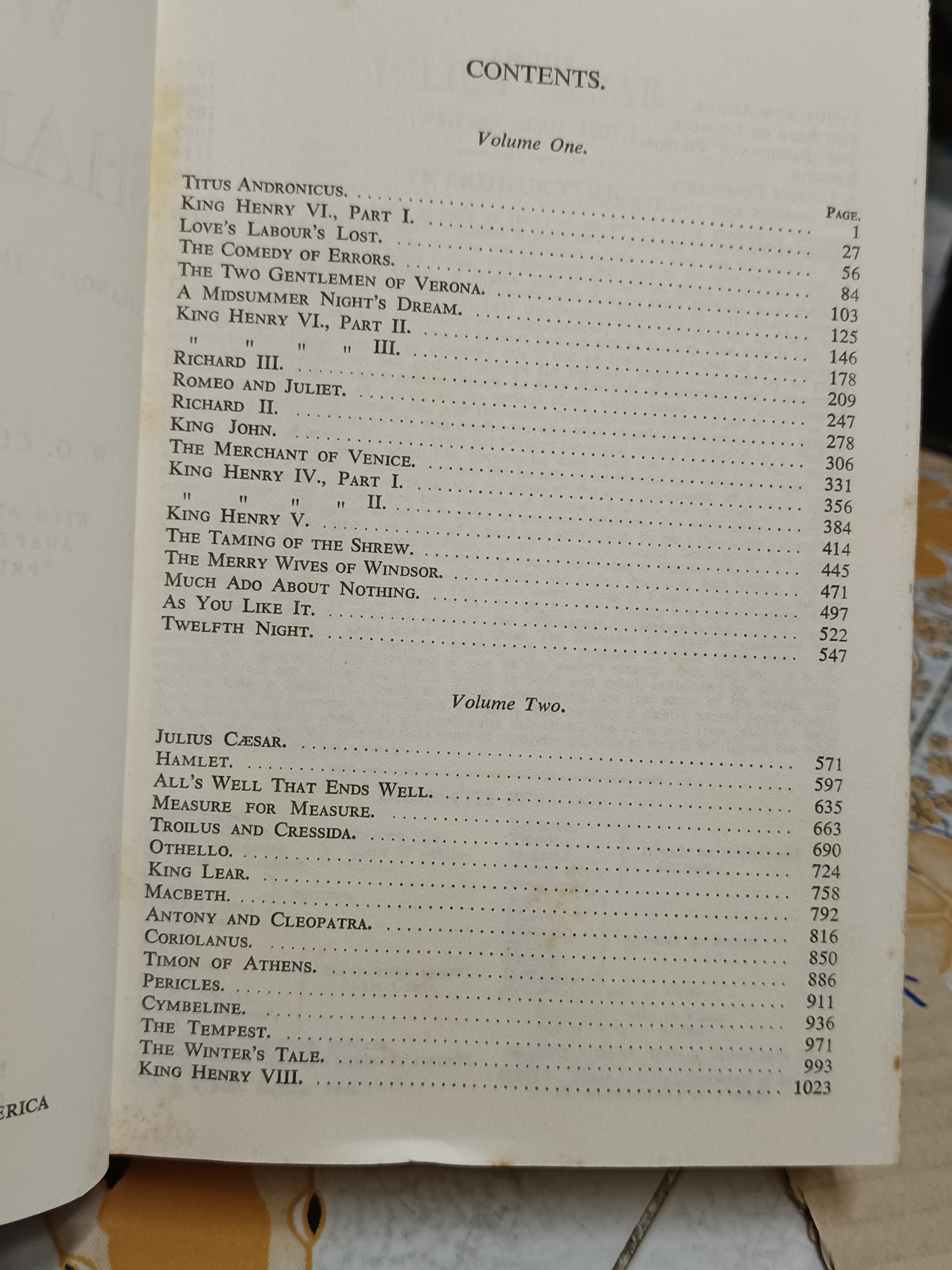 The Complete Works of William Shakespeare volume 1-2 (2 Books)