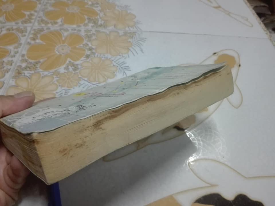 ณ ที่นั้นมีดาวเหนือ - วาณิช จรุงกิจอนันต์ (หนังสือมีคราบน้ำตัวเล่มบวม)