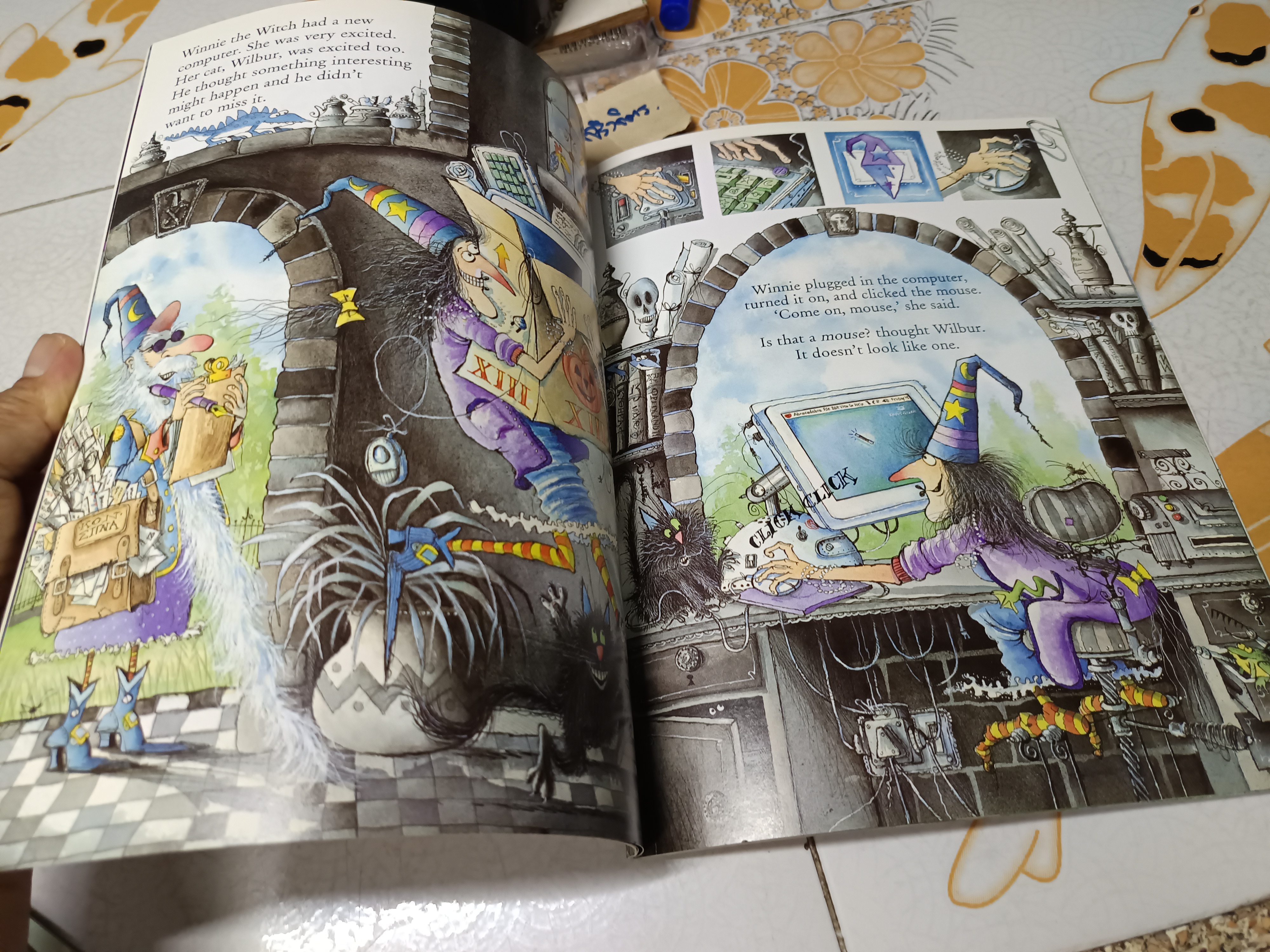 Winnie's New Computer, Winnie the Witch Series