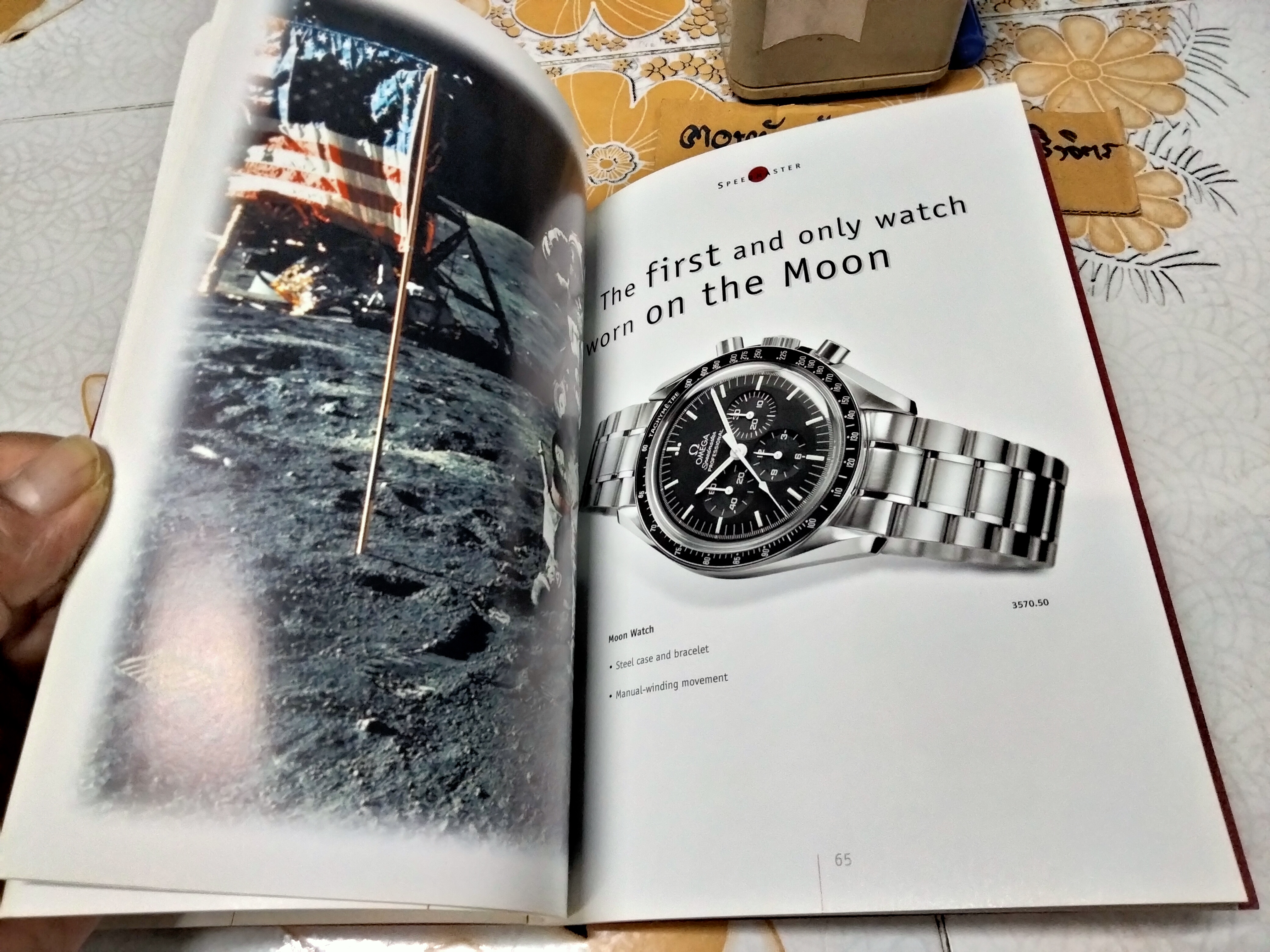 OMEGA BOOK CATHALOGUE DE VILLE แคตตาล็อกนาฬิกา Omega **สินค้าหมด**