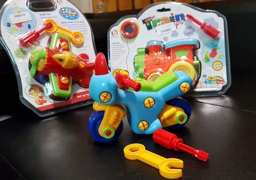 ของเล่นชุดไขควงขันน็อต ยานพาหนะ