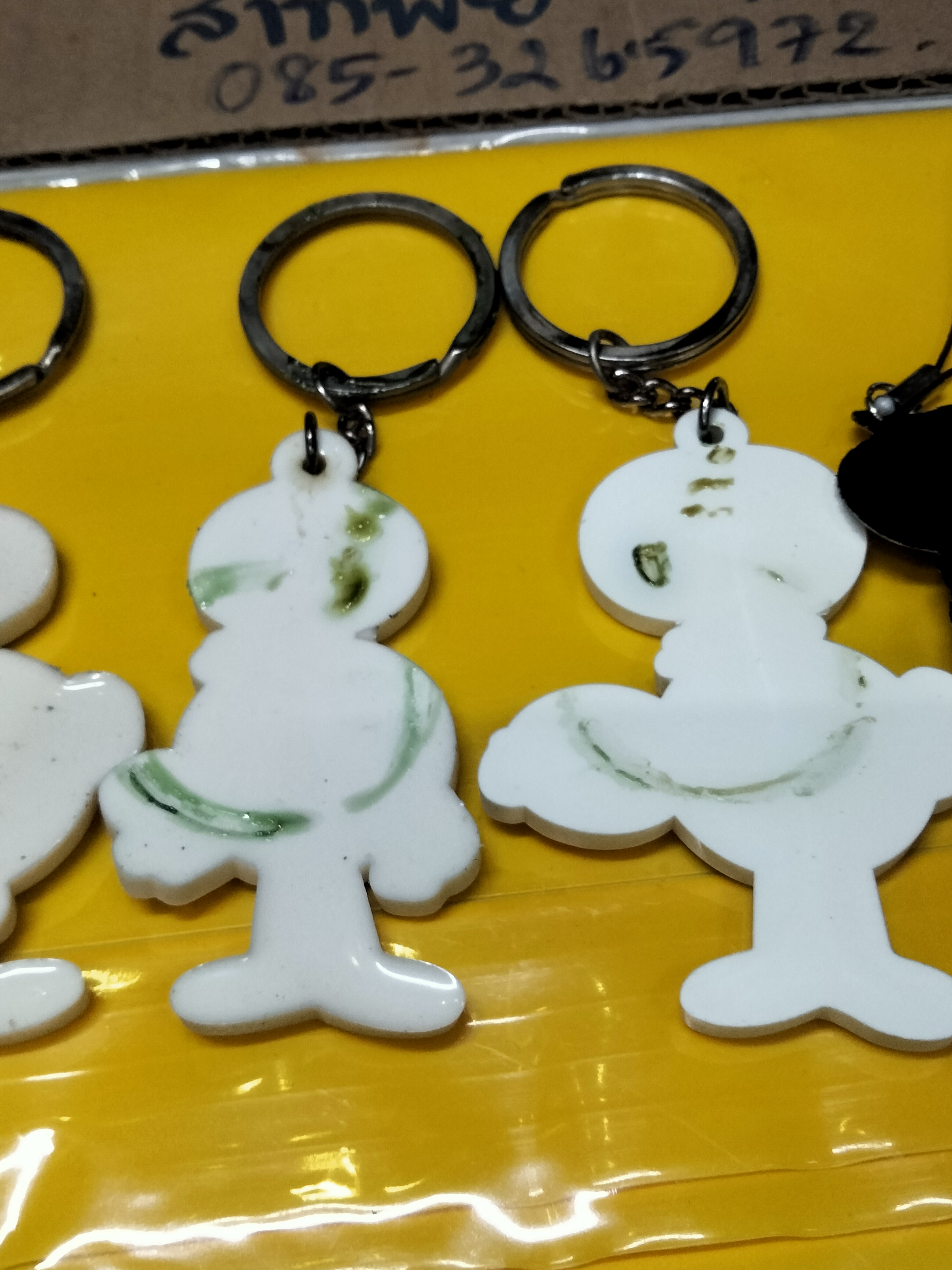 พวงกุญแจ+สายคล้องโทรศัพท์ AIS ที่ระลึก ของสะสม (ขายรวม 6 แบบ)