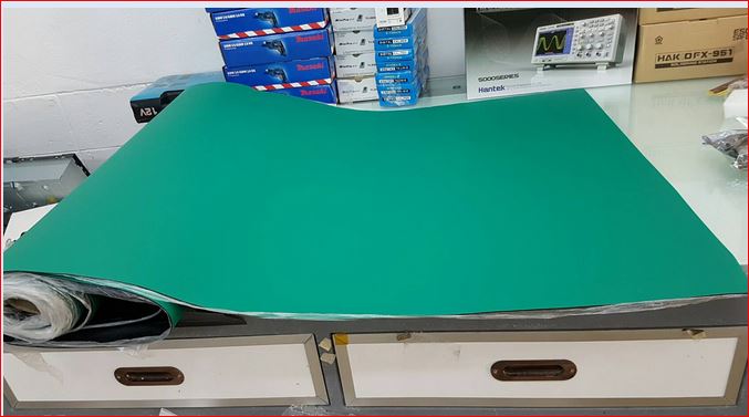 แผ่นยางปูโต๊ะ ป้องกันไฟฟ้าสถิต ESD Table Mats กว้าง 80 ซม