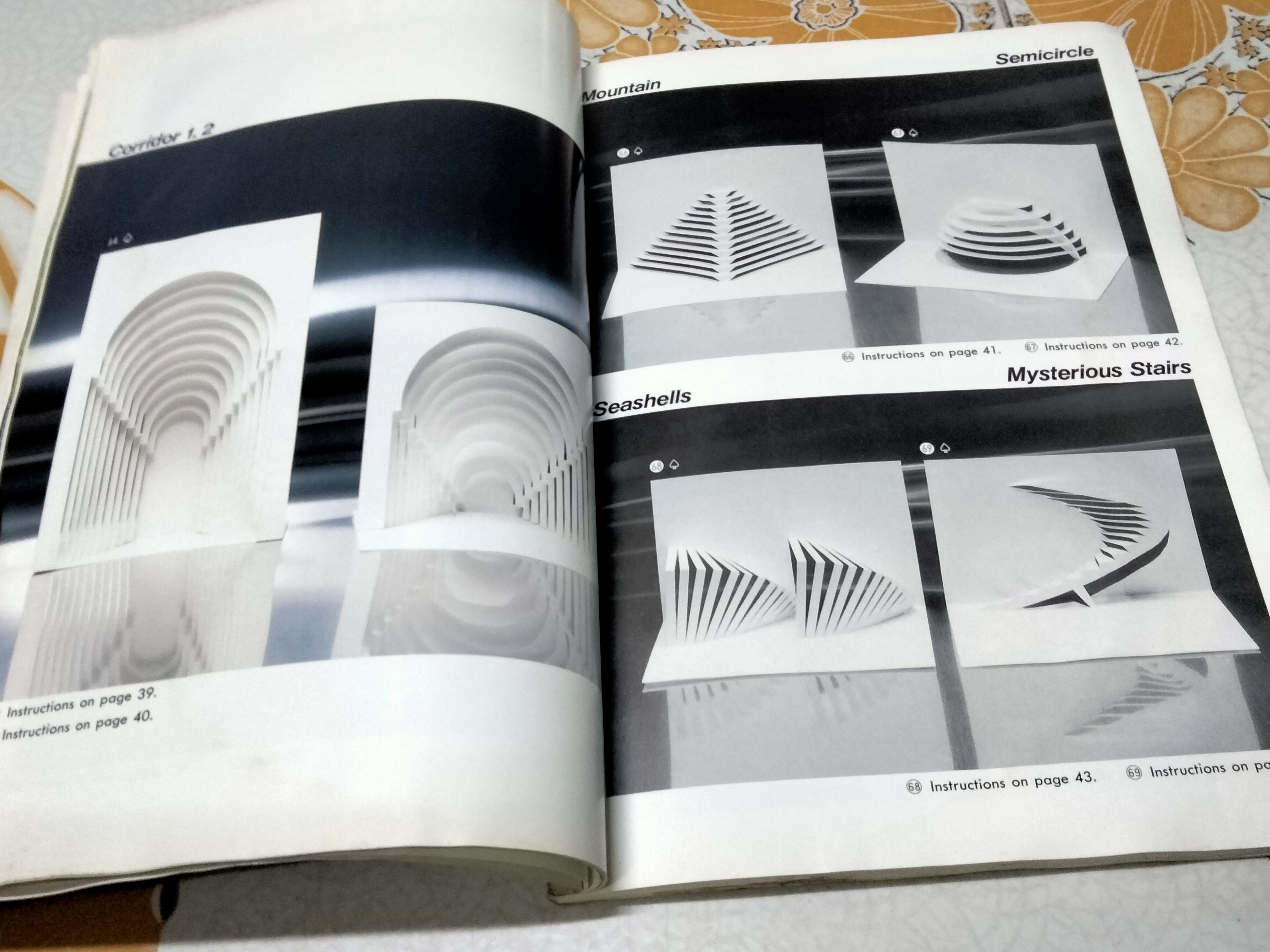 Pop-Up Gift Cards, Ondori Origami architecture by Masahiro Chatani (มีคราบน้ำ)