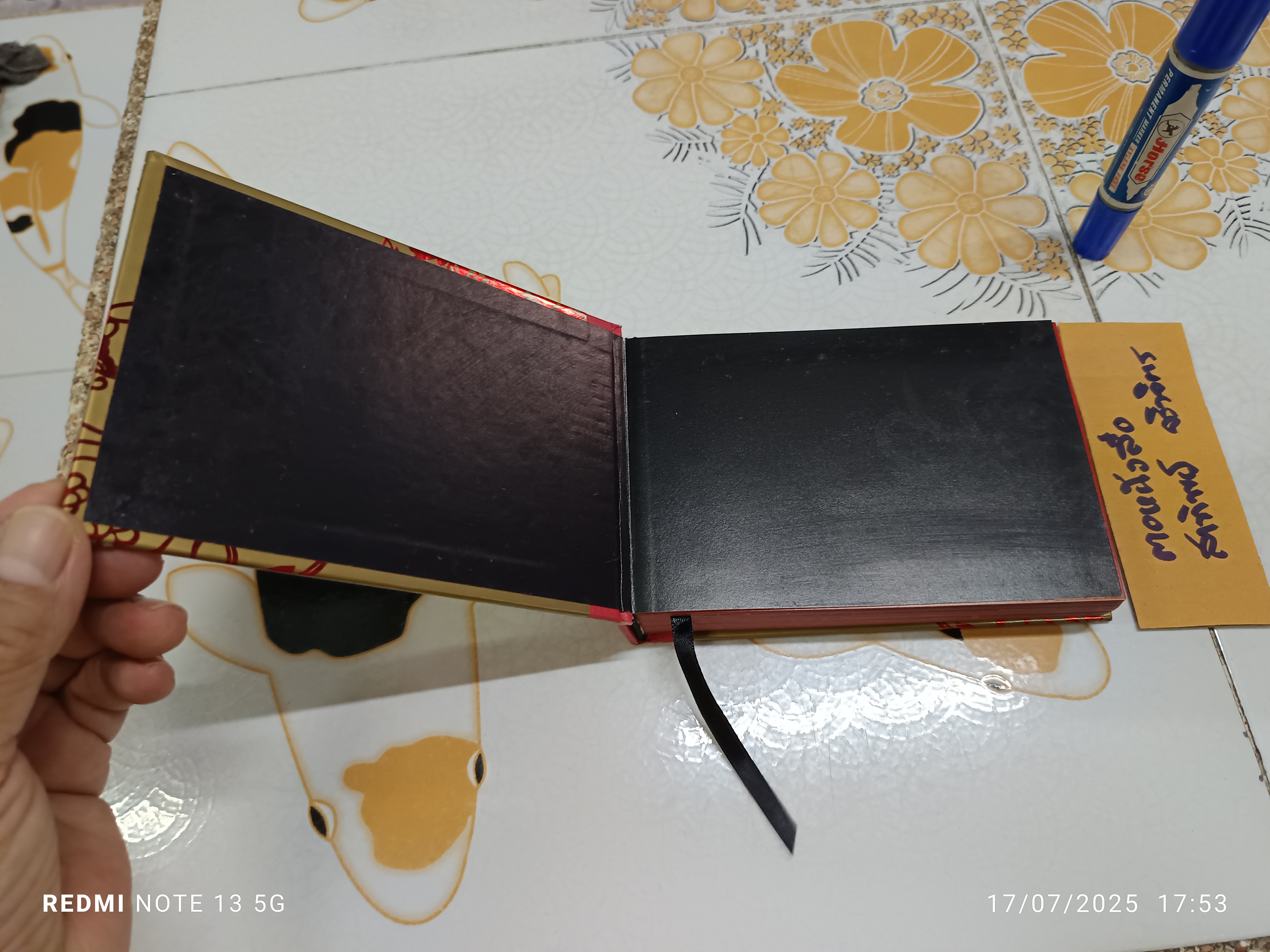 The Way of the Buddha (Hard Cover) The Illustrated Dhammapada, 2008 / The Rubin Museum of Art