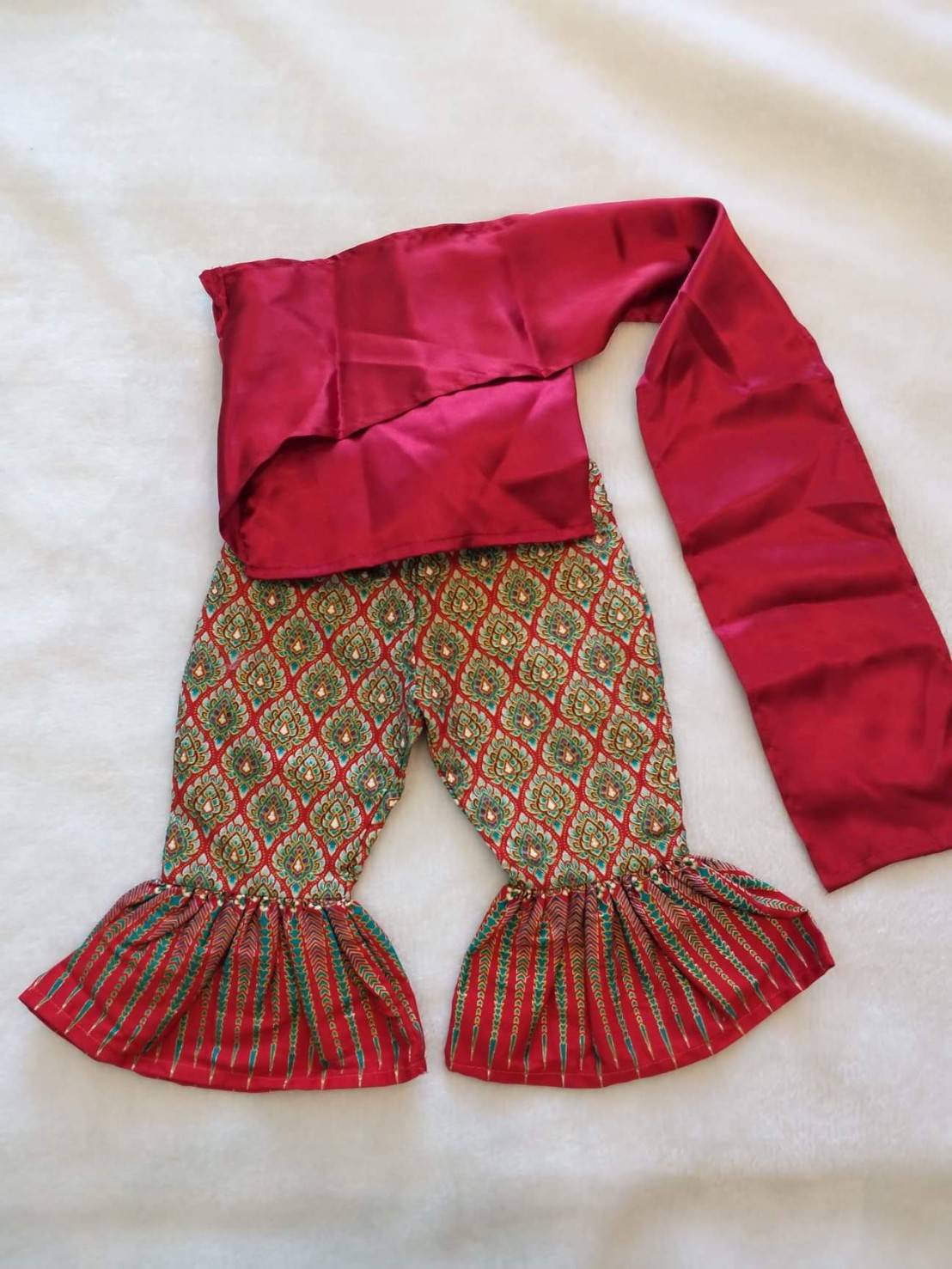 ชุดไทยเด็กหญิง สไบกับขาม้าสุดเก๋