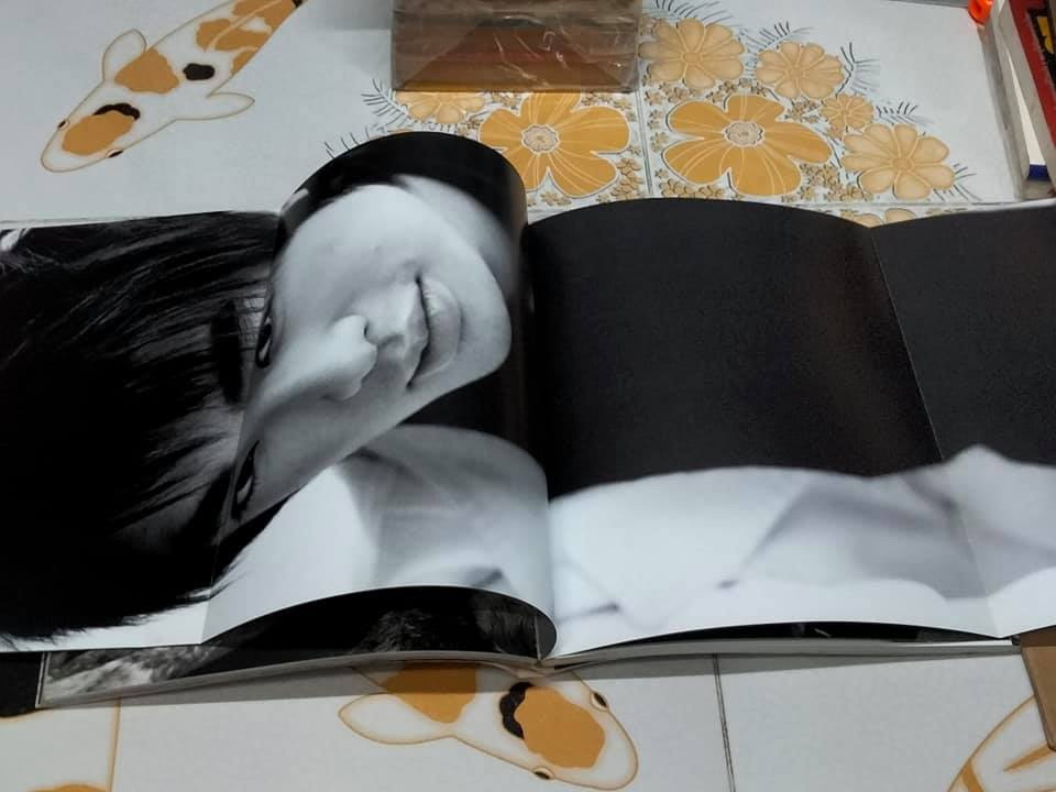 D2B thedefinitecollectivephotographyalbum **สินค้าหมด**