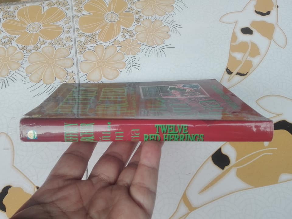 มัน..ยกโหล (Twelve Red Herrings) Jeffrey Archer เขียน - วรรธนา วงษ์ฉัตร **สินค้าหมด** แปล