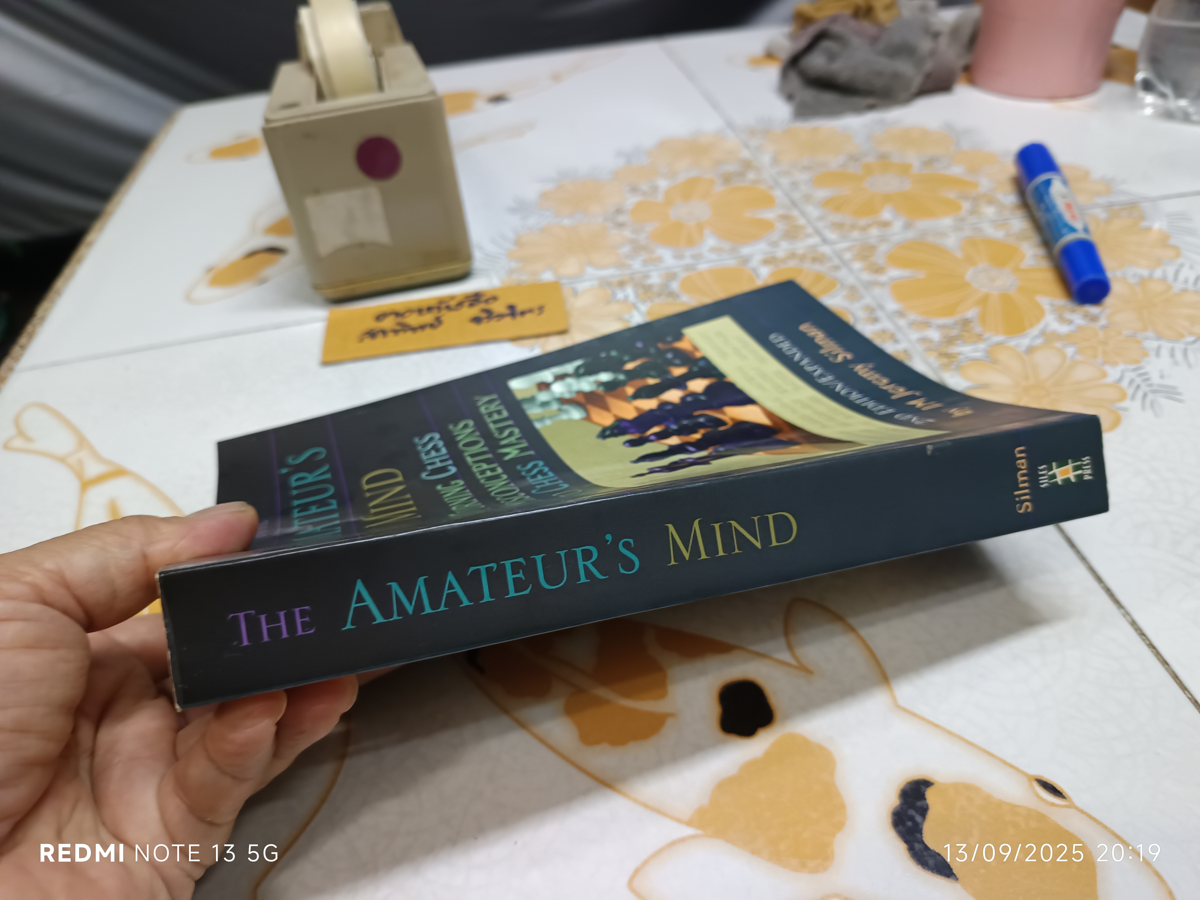 The Amateur's Mind : Turning Chess Misconceptions Into Chess Mastery เขียนโดย IM Jeremy Silman 2nd Edition **สินค้าหมด**