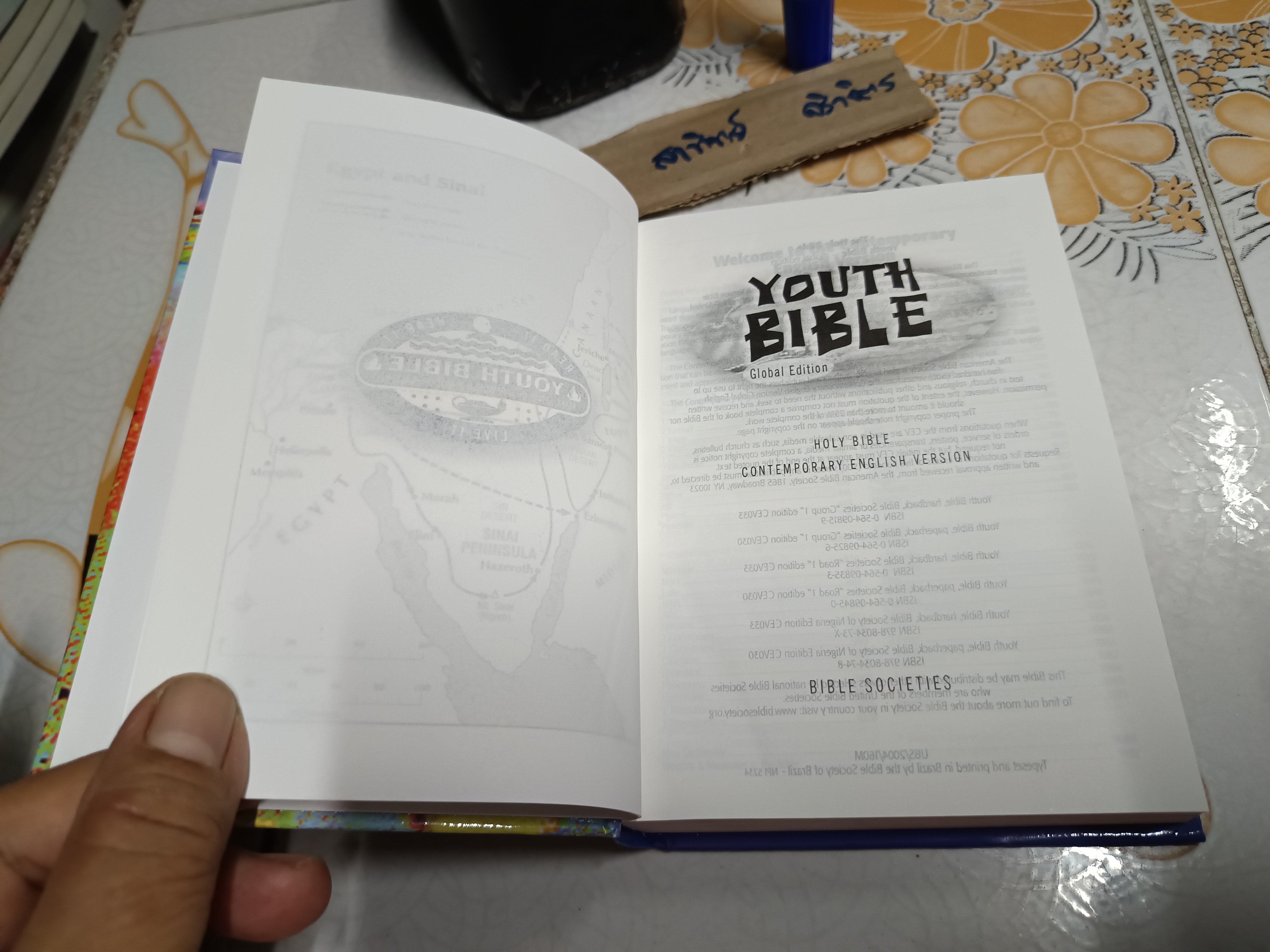 Youth Bible (Global Edition) (CEV) **สินค้าหมด**